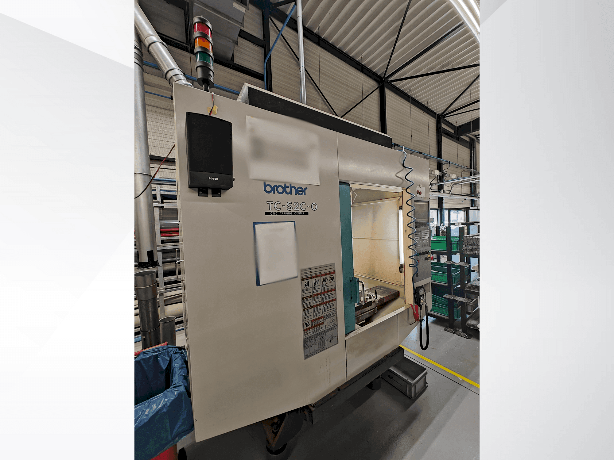 Widok z przodu maszyny Brother TC-S2C-O