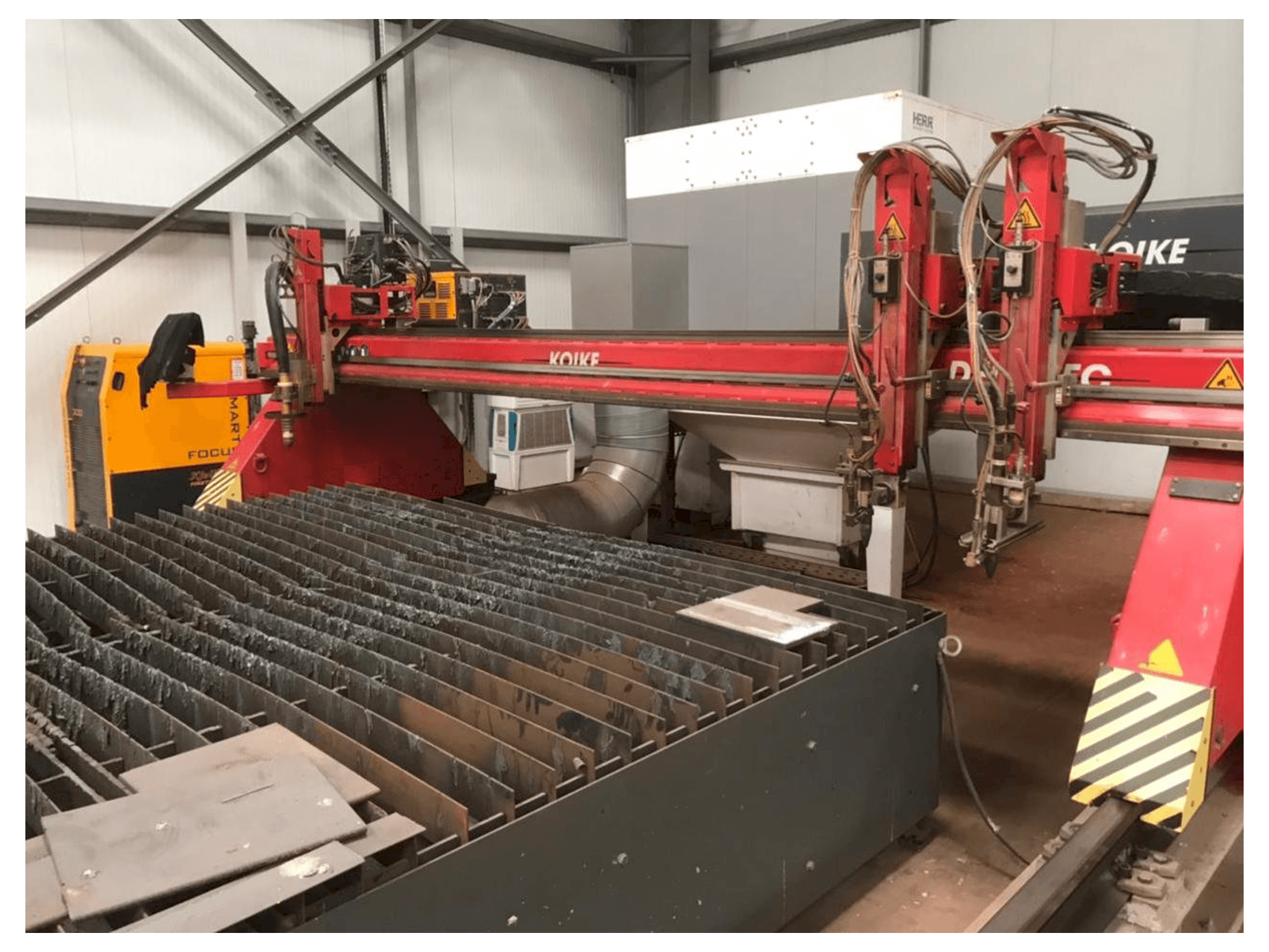 Widok z przodu maszyny KOIKE Deltatec 4500