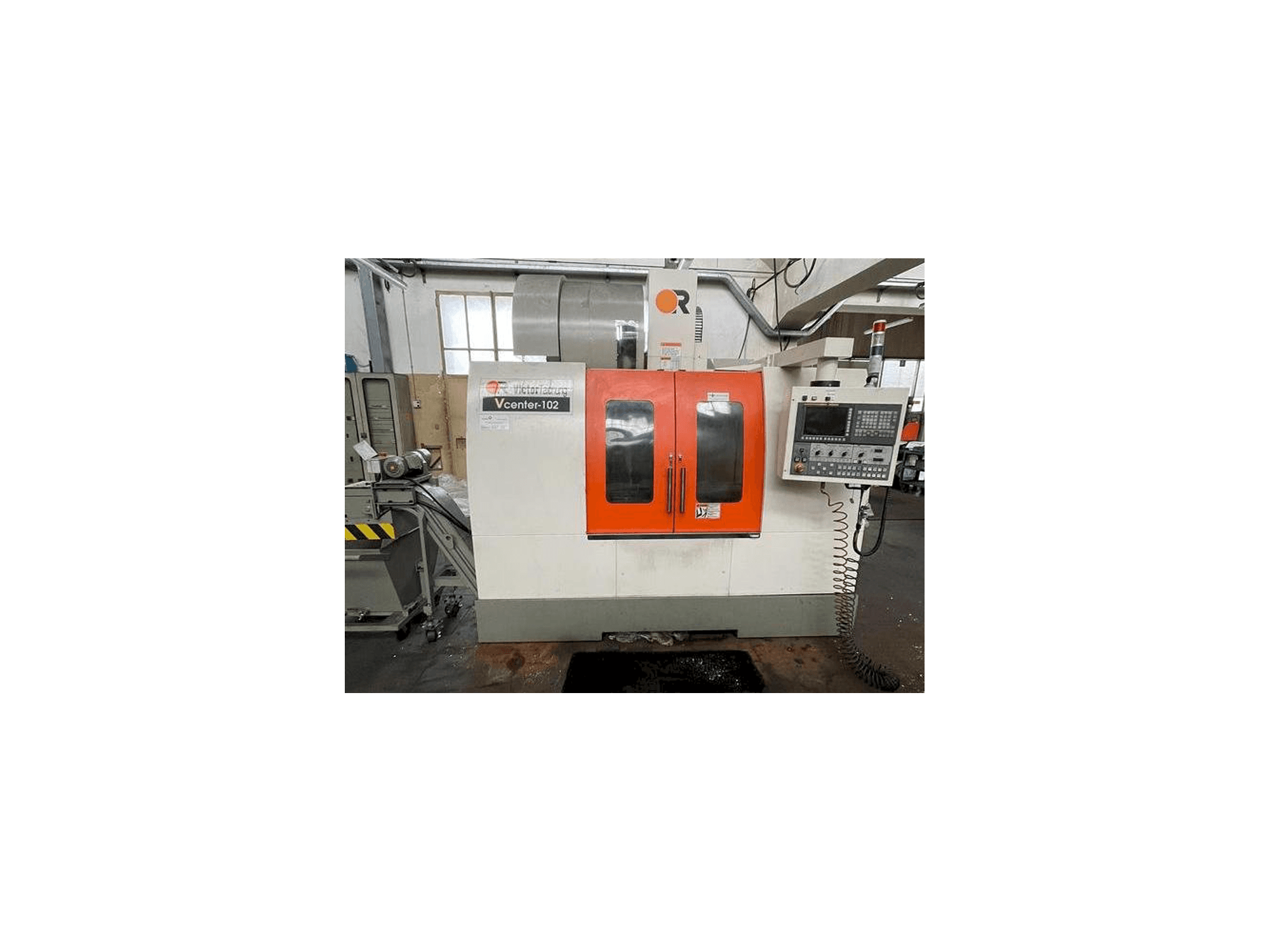 Widok z przodu maszyny Victor VCENTER 102