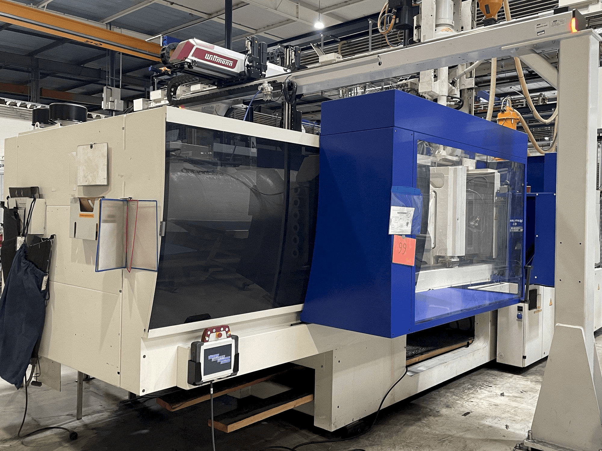 Widok z przodu maszyny ENGEL e-vc 1340H/310V/400 Combi