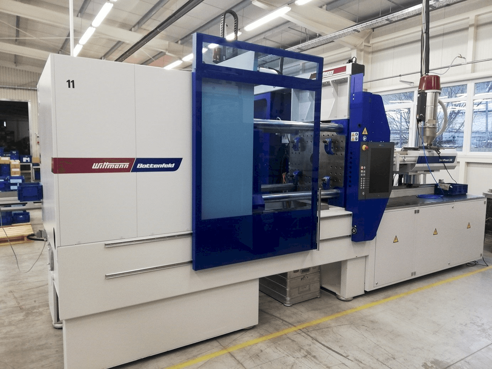 Widok z przodu maszyny Battenfeld ECO Power 180/750