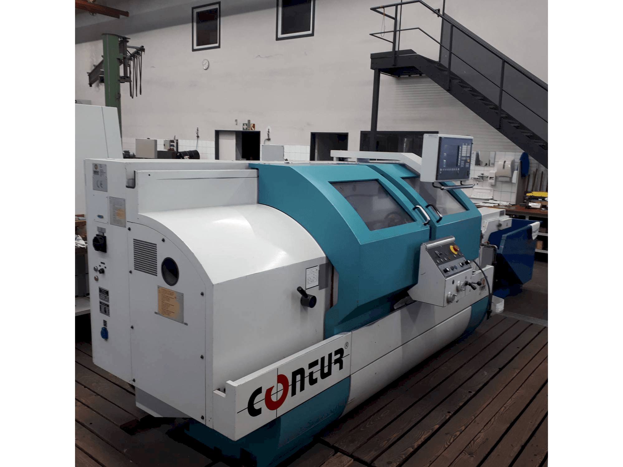 Widok z przodu maszyny Saeilo Contour Dialog T52 x 1500