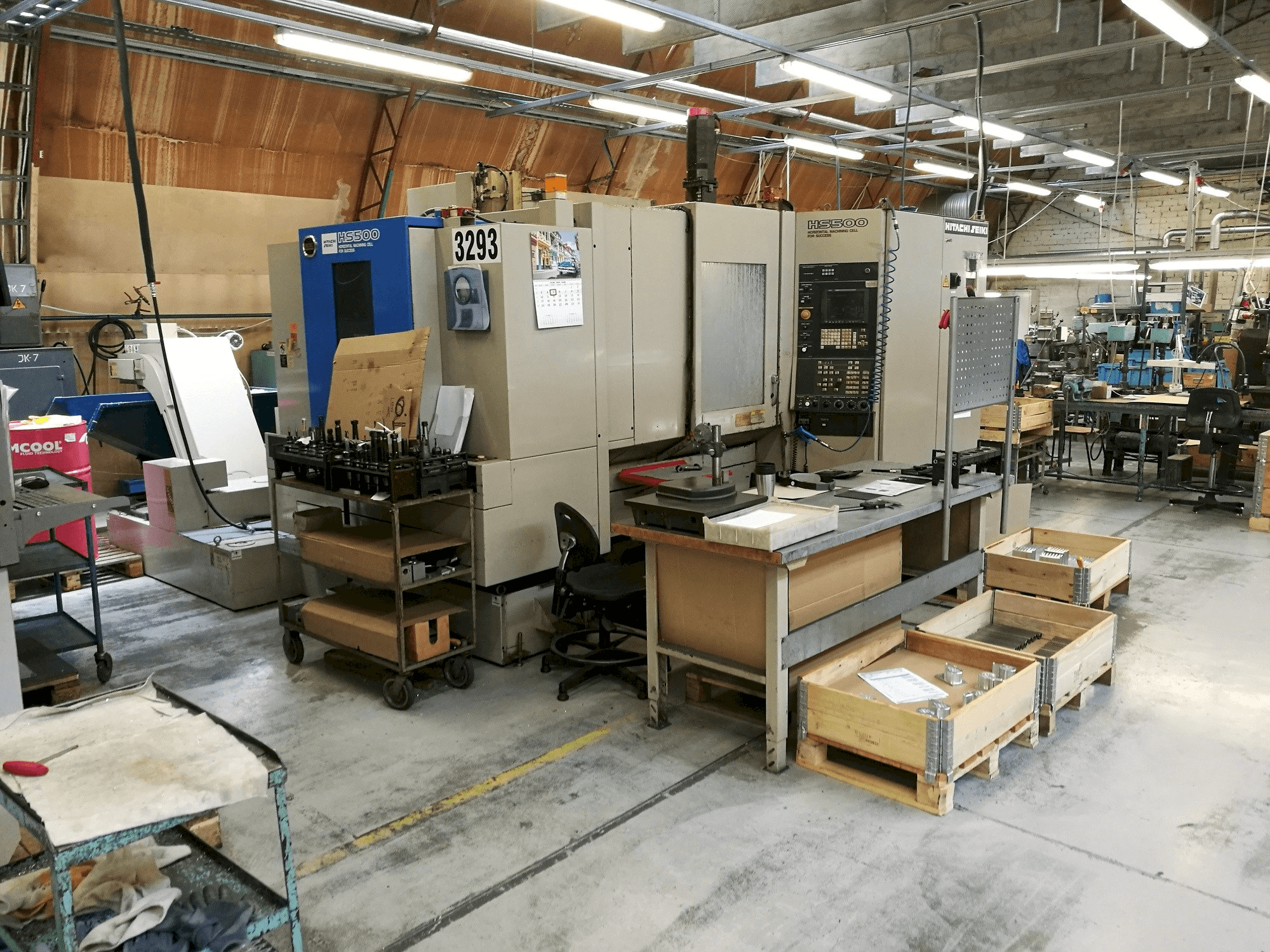 Widok z przodu maszyny HITACHI SEIKI HS 500