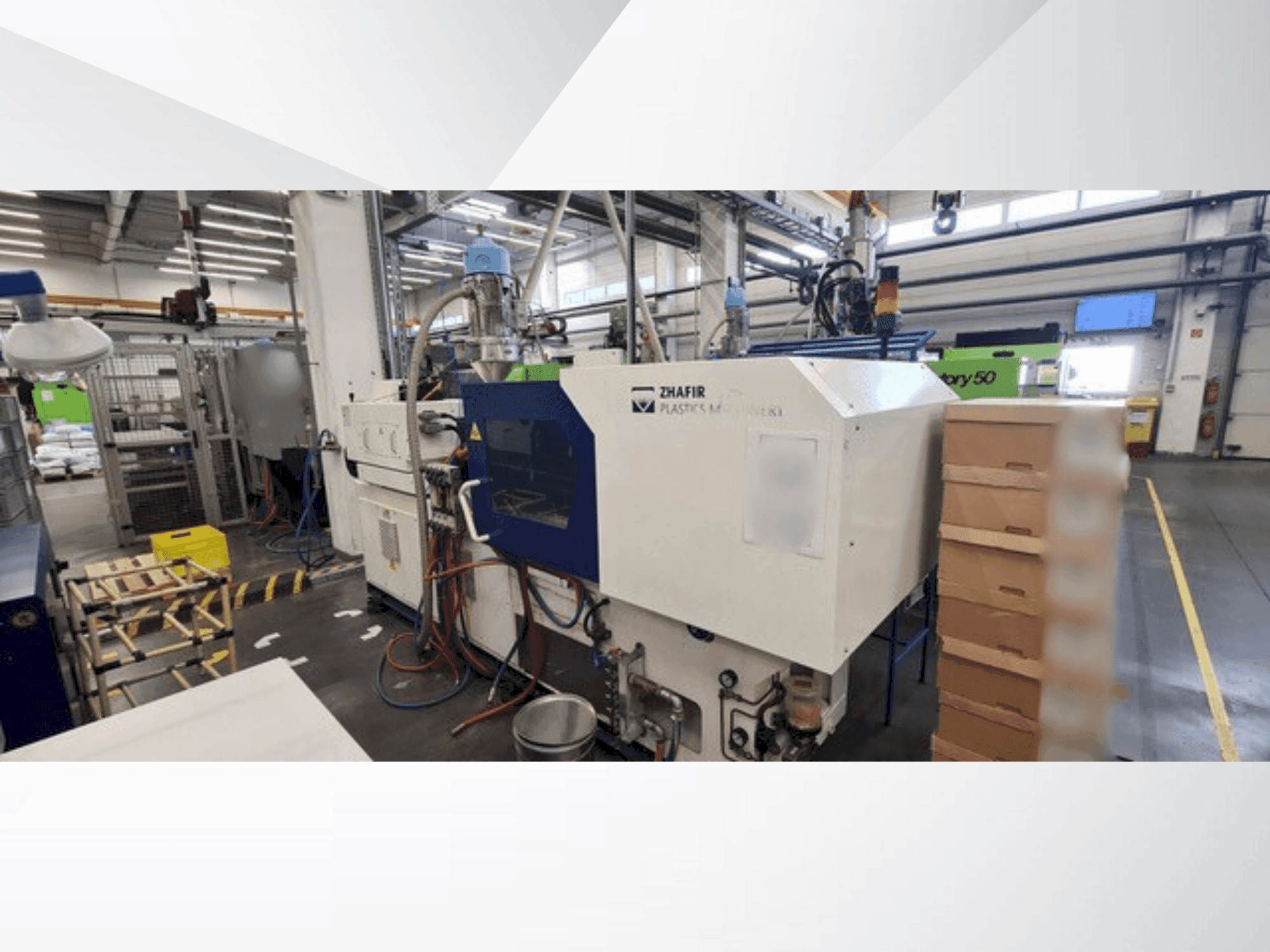 Widok z przodu maszyny Zhafir VE 400/80