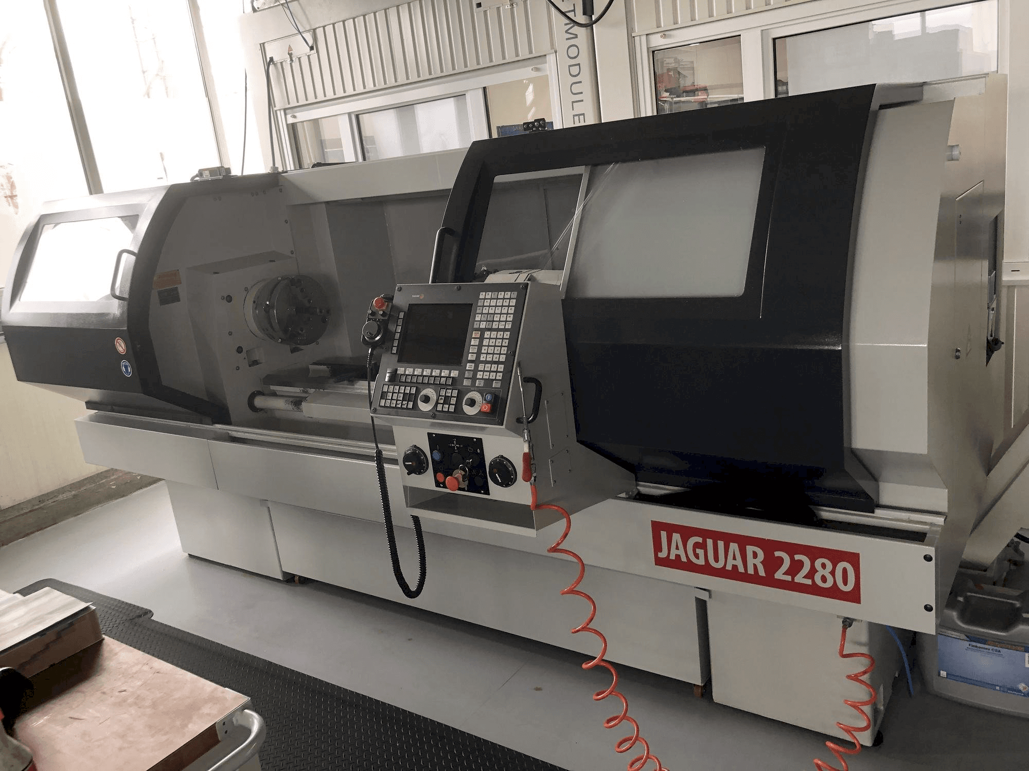 Widok z przodu maszyny JESSEY AGUAR 2280