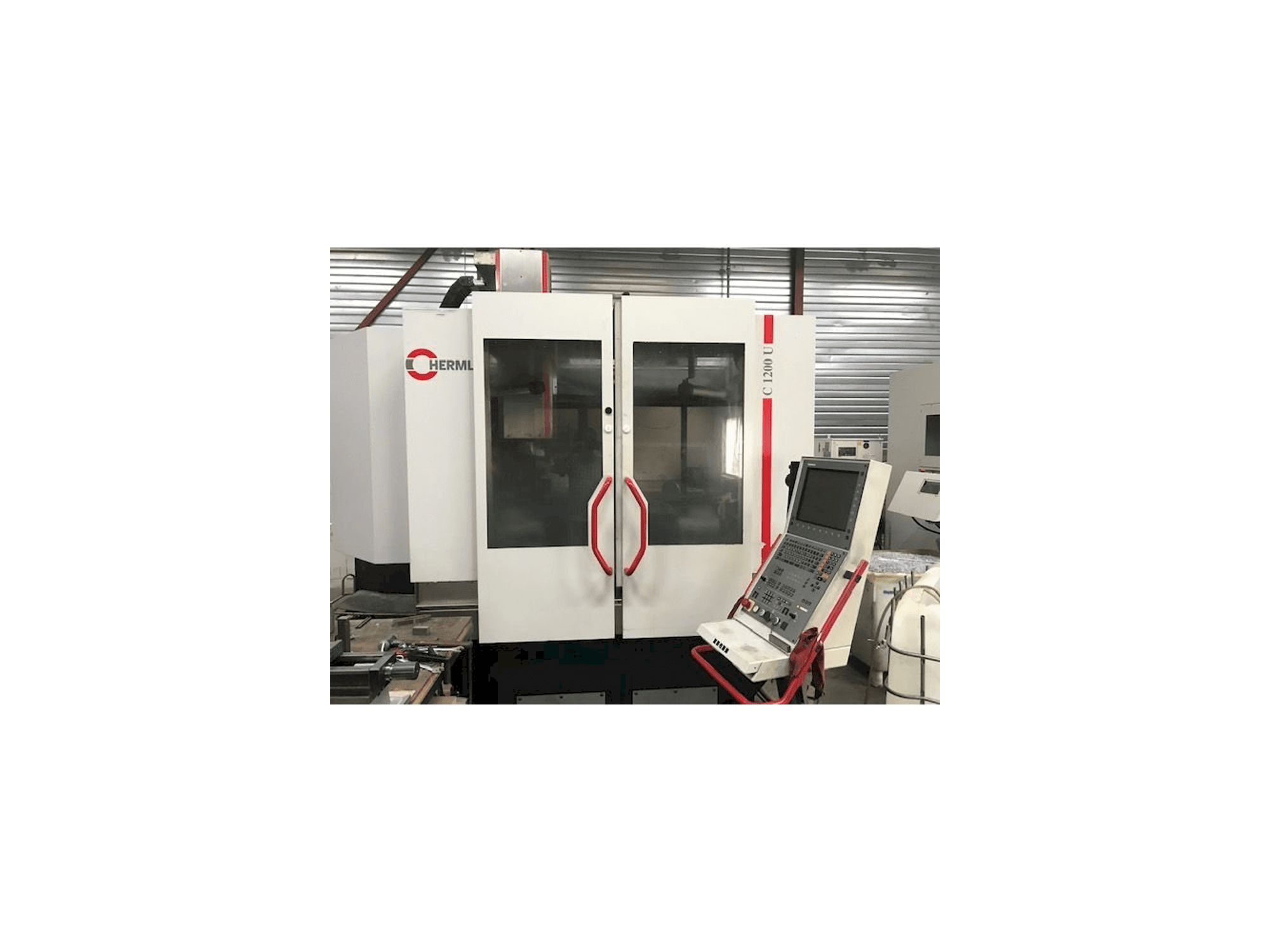 Widok z przodu maszyny HERMLE C 1200 U
