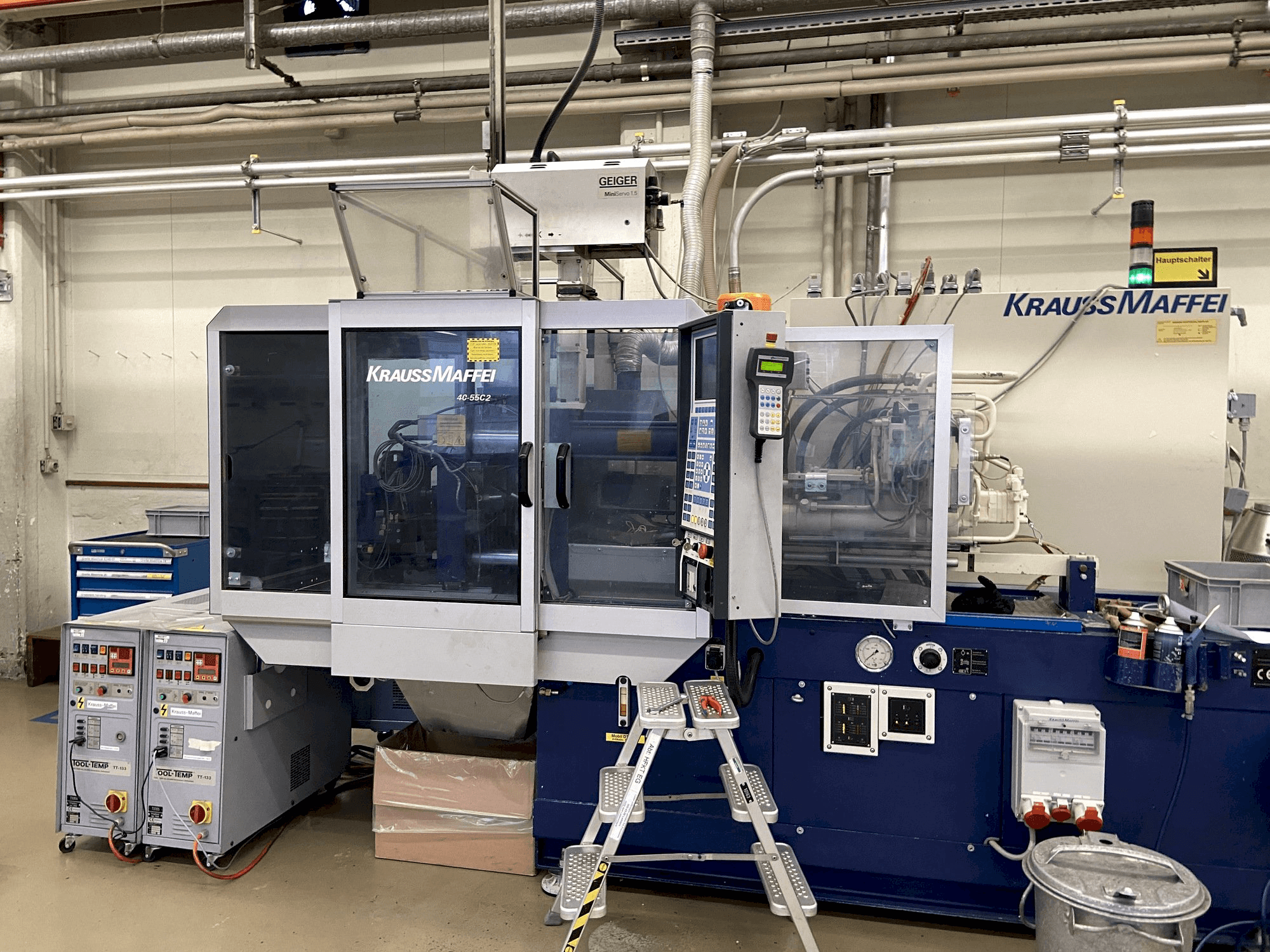 Widok z przodu maszyny Krauss Maffei 40/55 C2