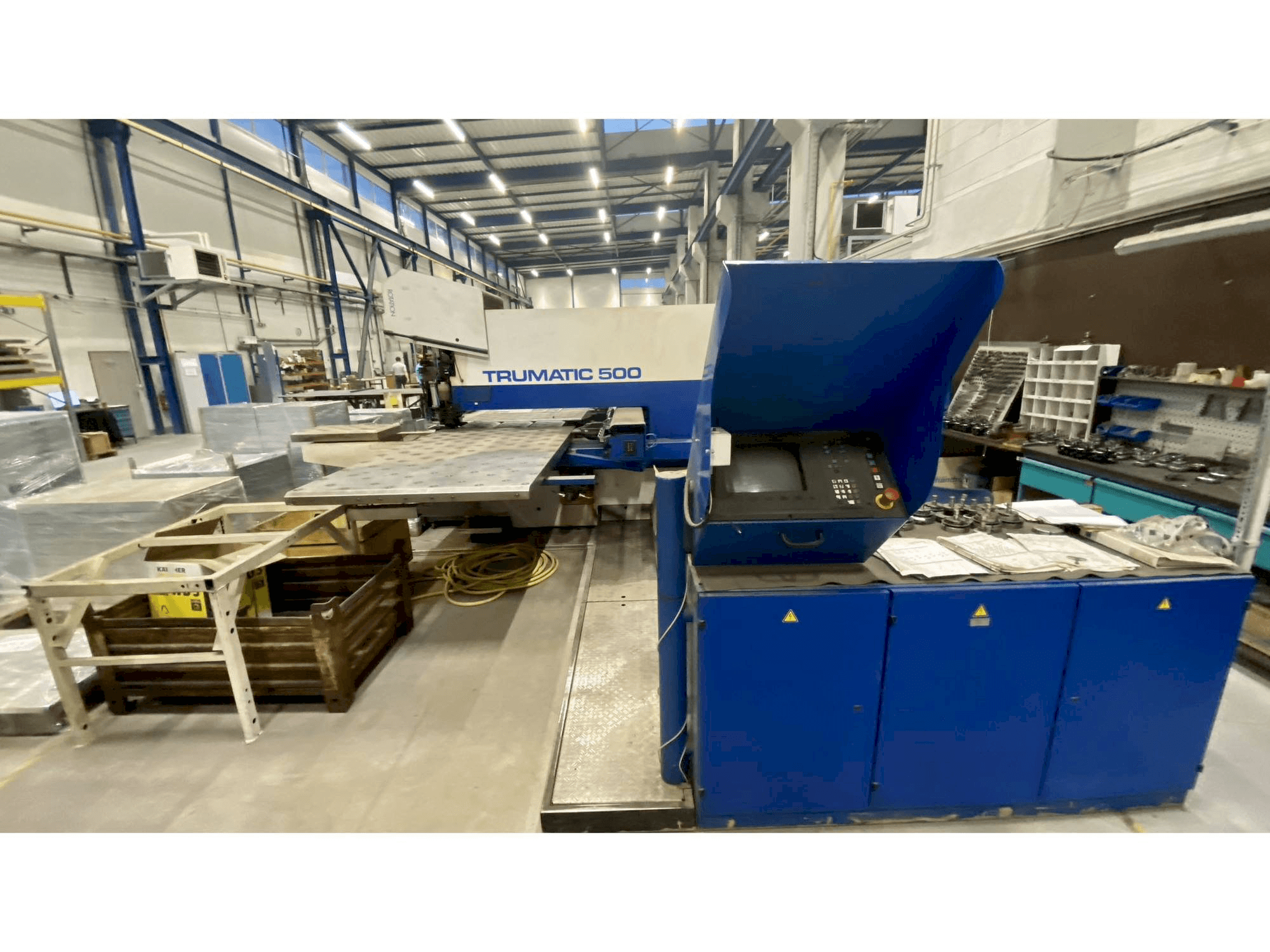 Widok z przodu maszyny Trumpf Trumatic 500R