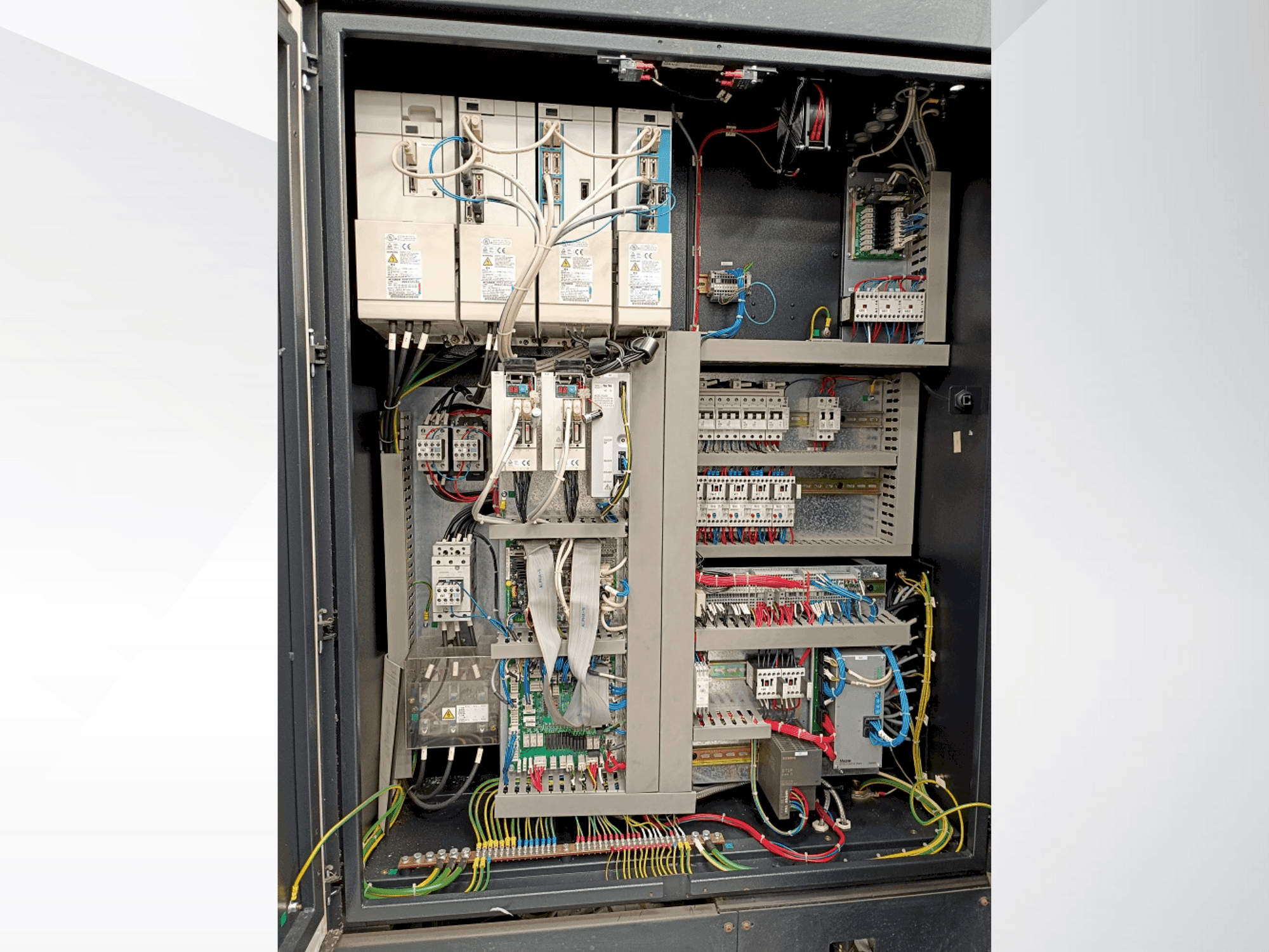 Szczegół maszyny Mazak VTC-200C