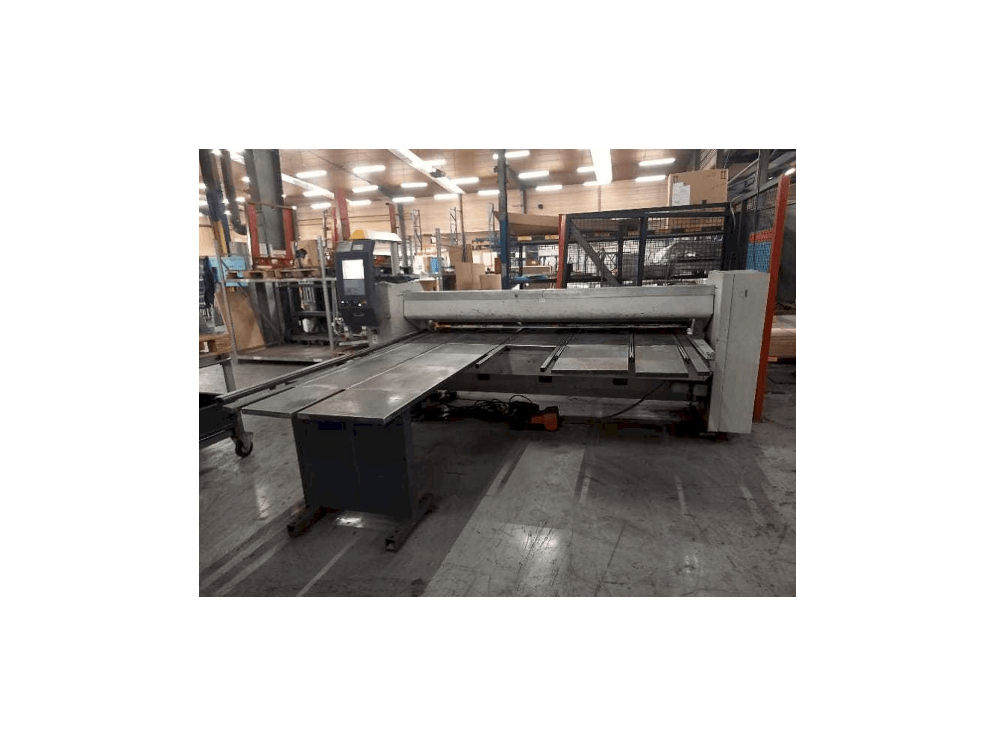 Widok z przodu maszyny RAS 62.30 TURBObend Plus