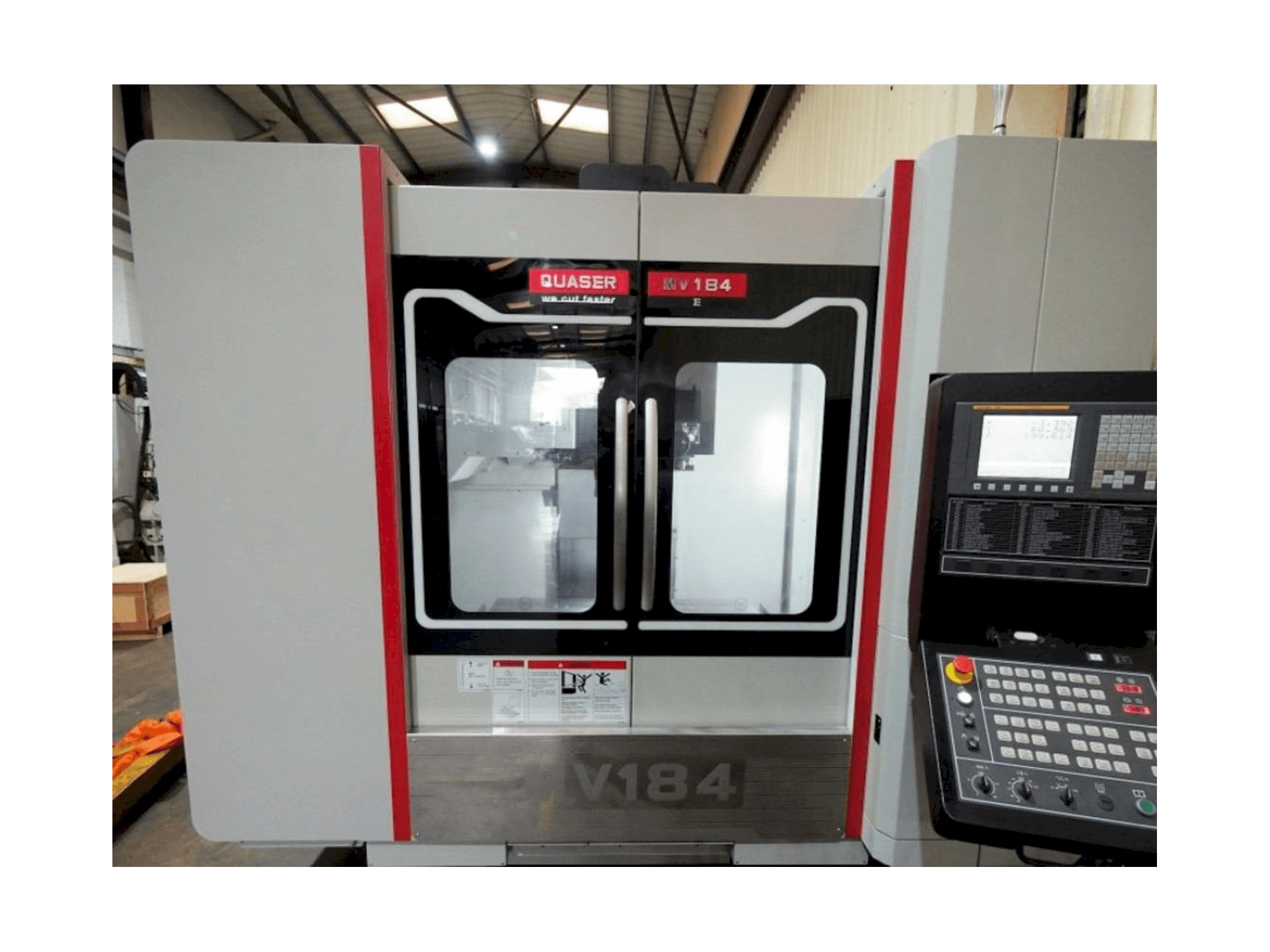 Widok z przodu maszyny Quaser MV184E