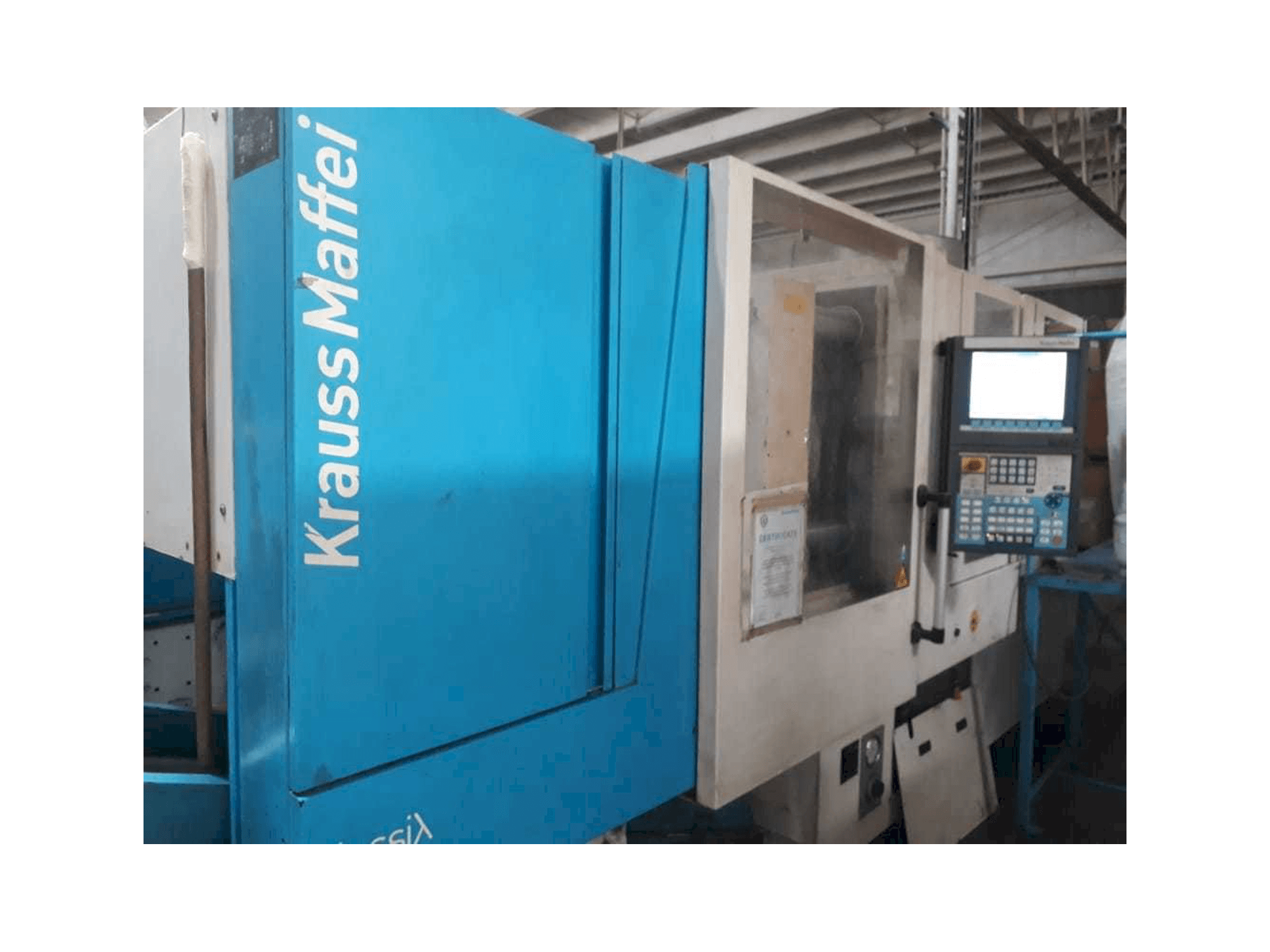 Widok z przodu maszyny Krauss Maffei 160/750 CX