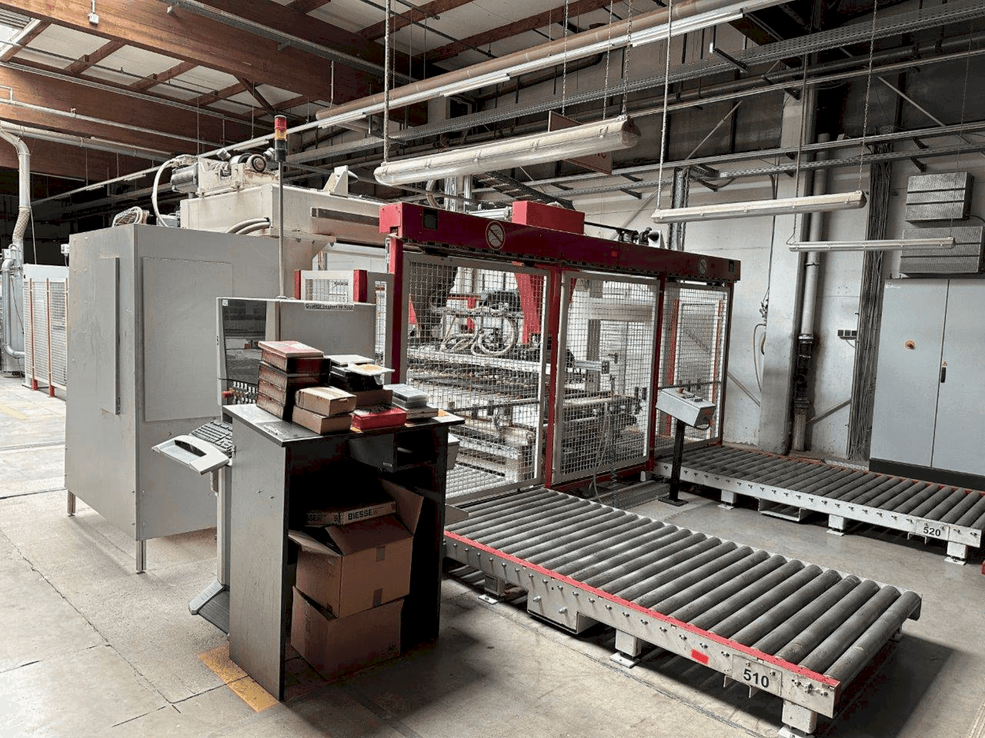 Widok z przodu maszyny BIESSE TECHNO KERNELL