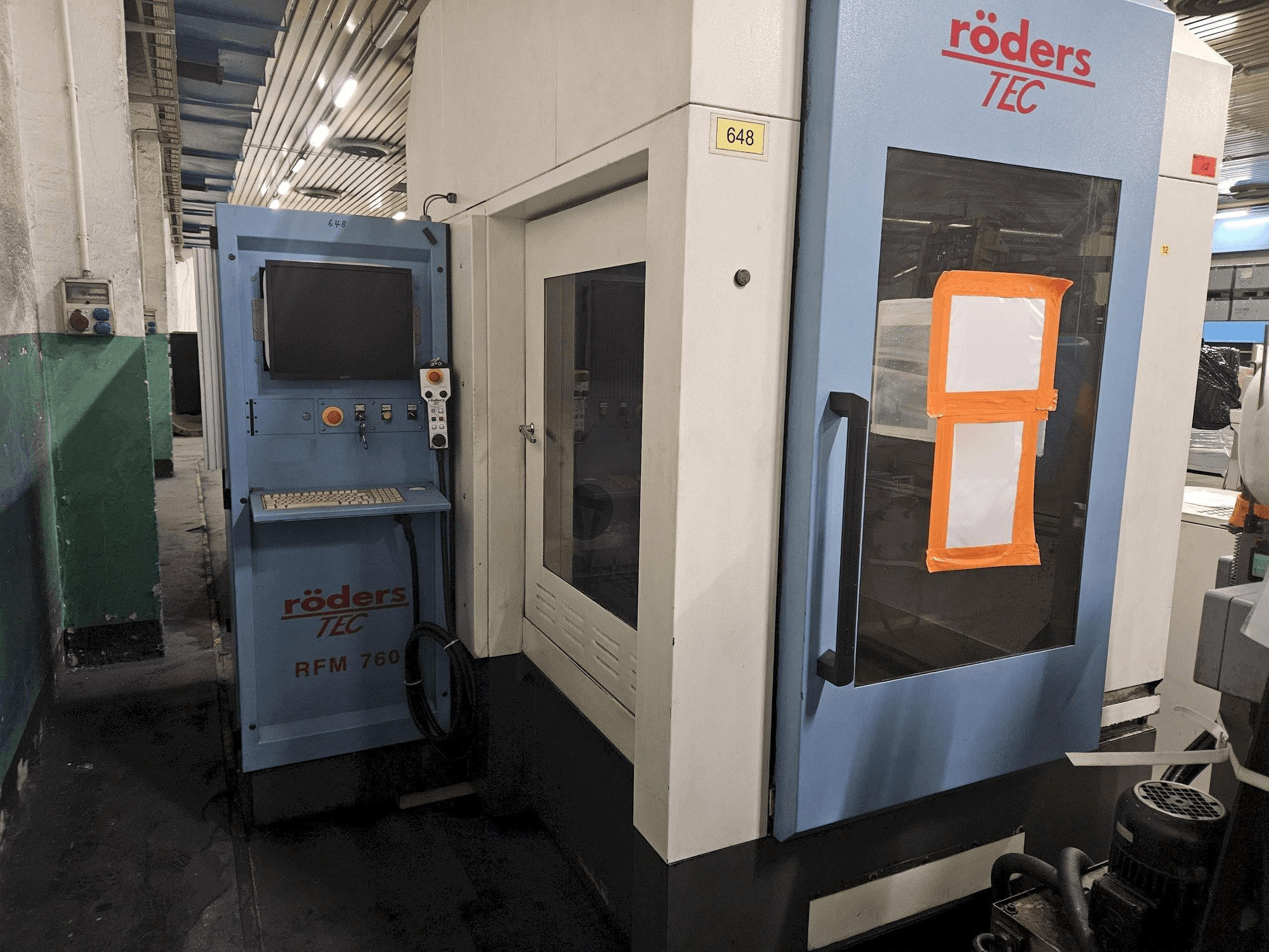 Widok z przodu maszyny RÖDERS RFM 760/2