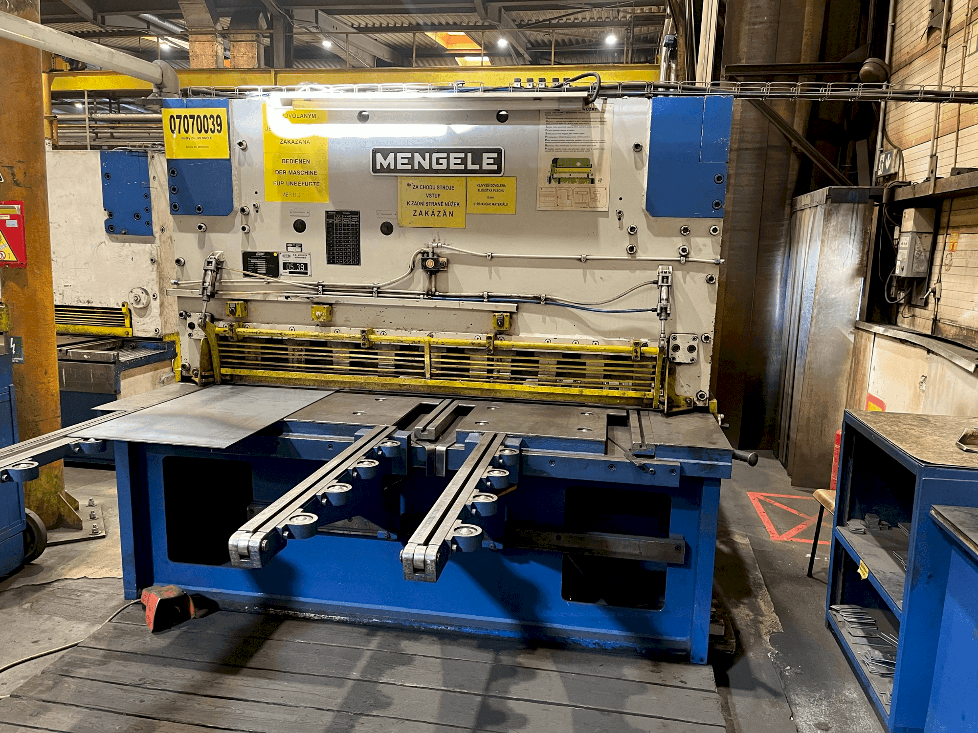 Widok z przodu maszyny MENGELE S16-2000