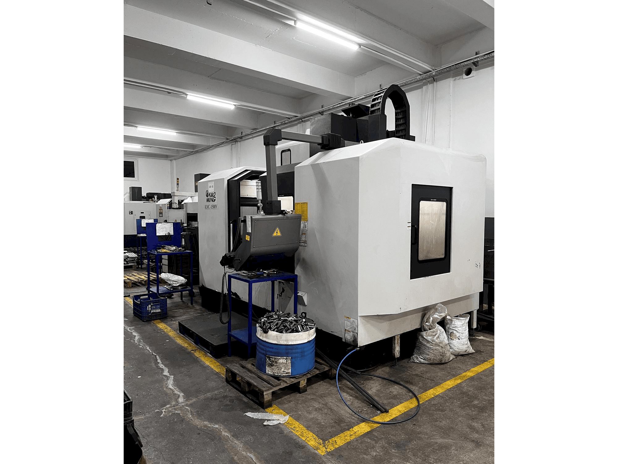 Widok z przodu maszyny KAOMING KMC 1500V