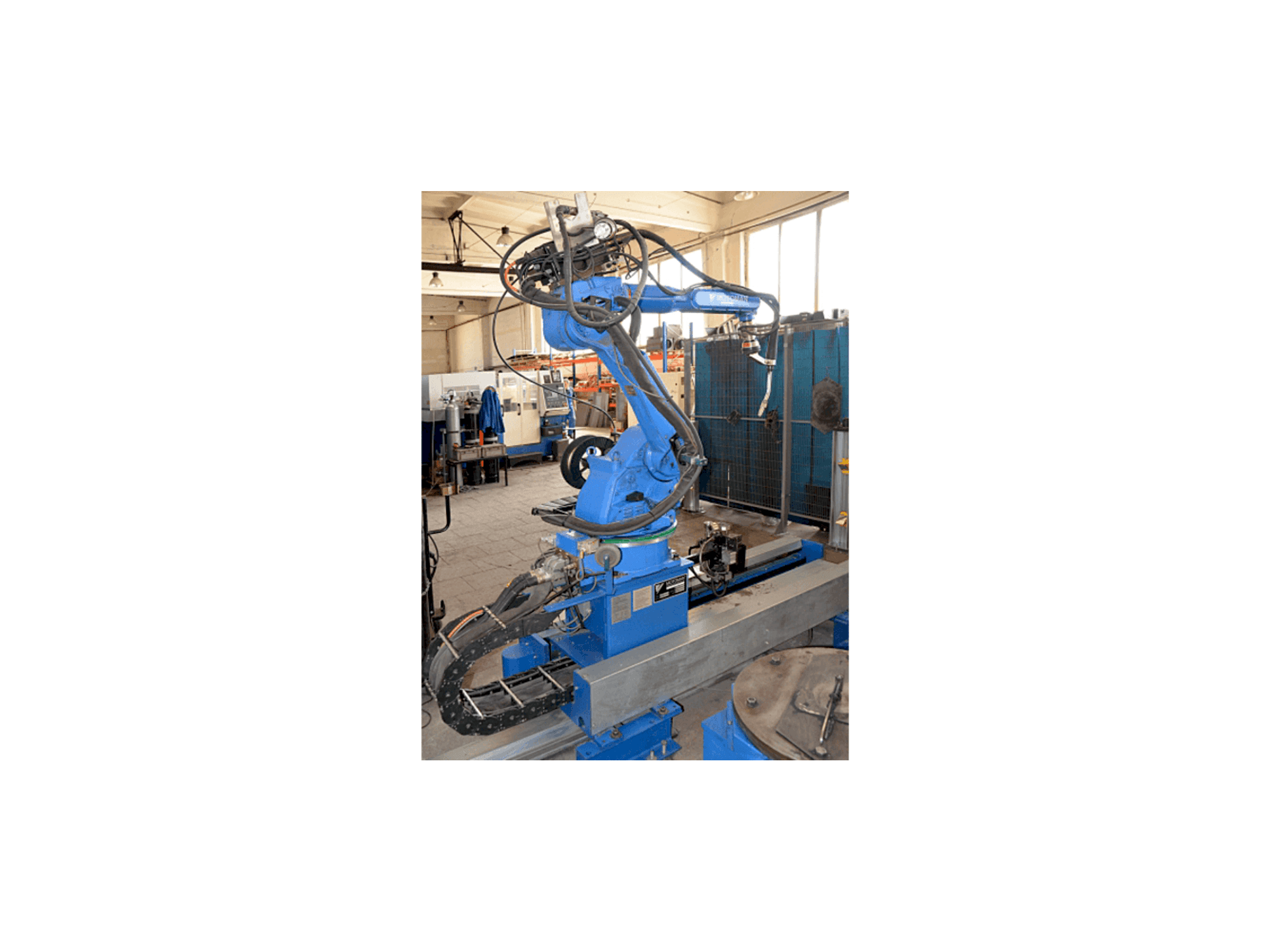 Widok z przodu maszyny MOTOMAN UP20-6 MT1-1000 TRDS-1150