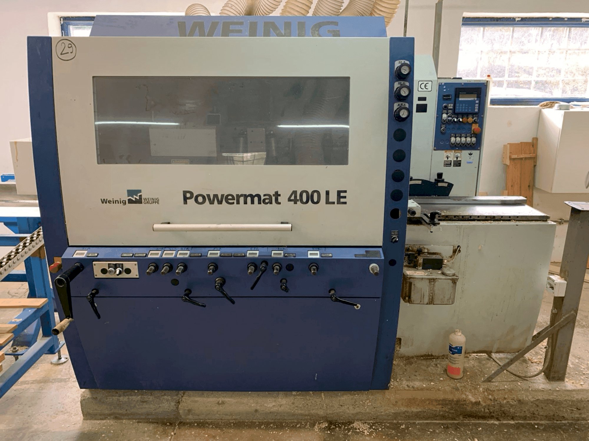 Widok z przodu maszyny WEINIG / DIMTER POWERMAT 400LE