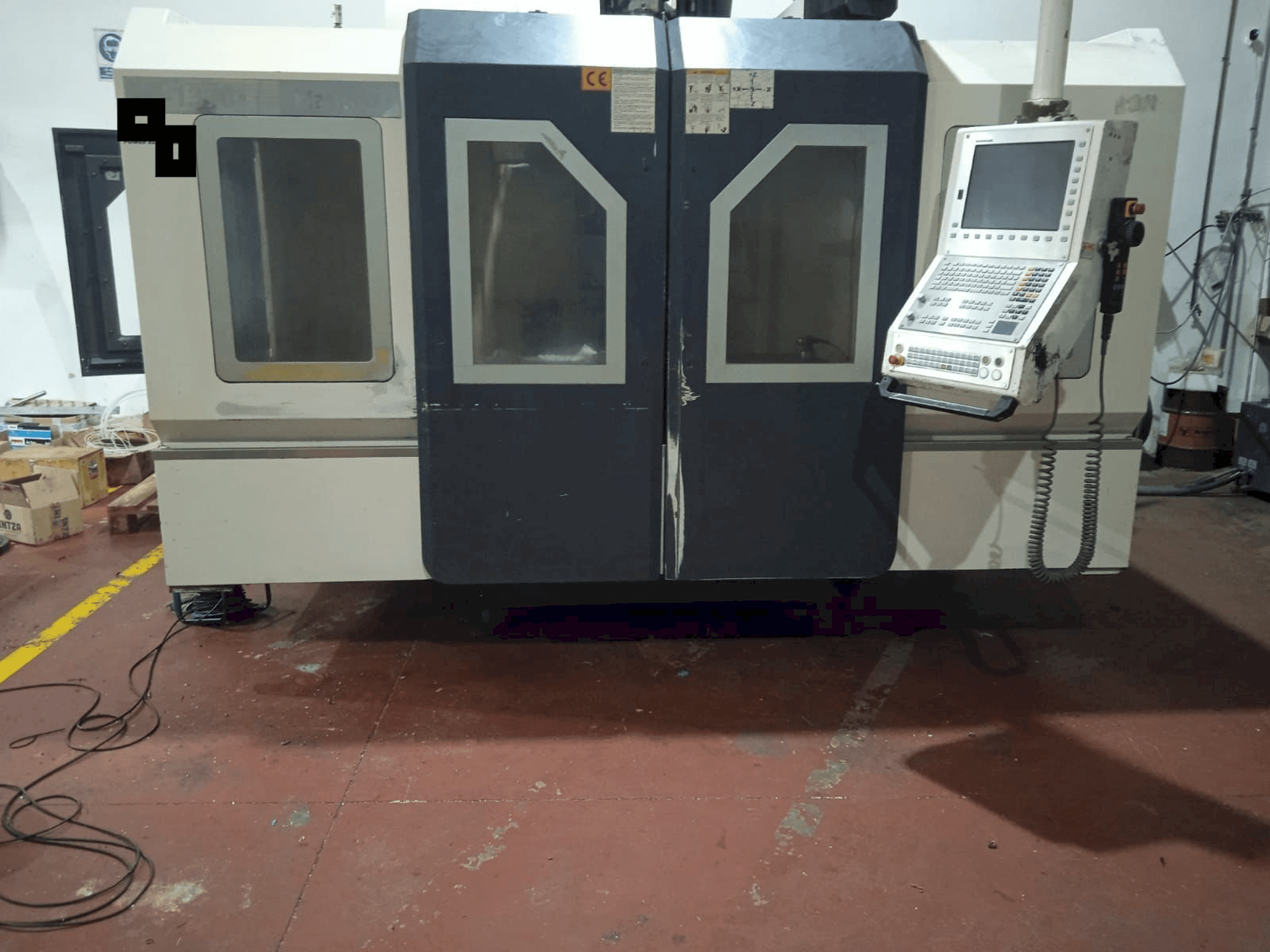 Widok z przodu maszyny Hartford LG-1370