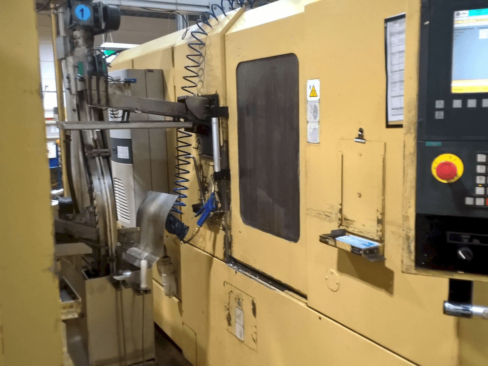 Widok prawej strony maszyny TAJMAC-ZPS SAL 100/4