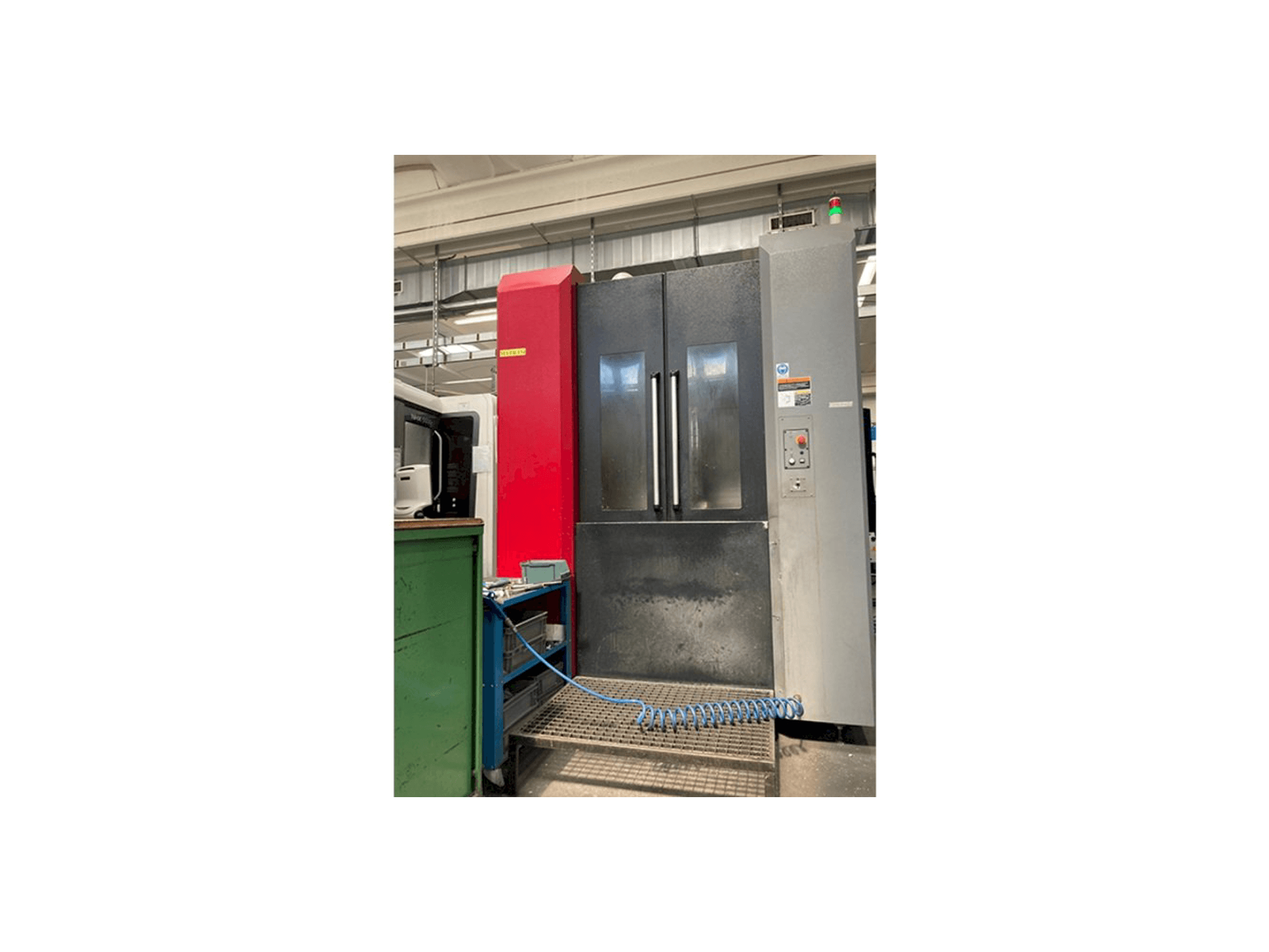 Widok z przodu maszyny OKK HMC 500