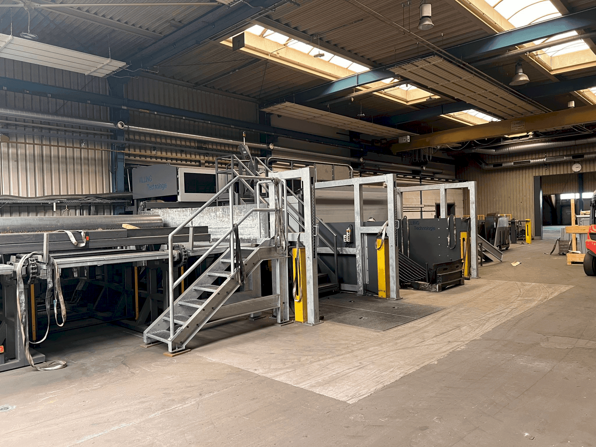 Widok z przodu maszyny ADIGE LT 20