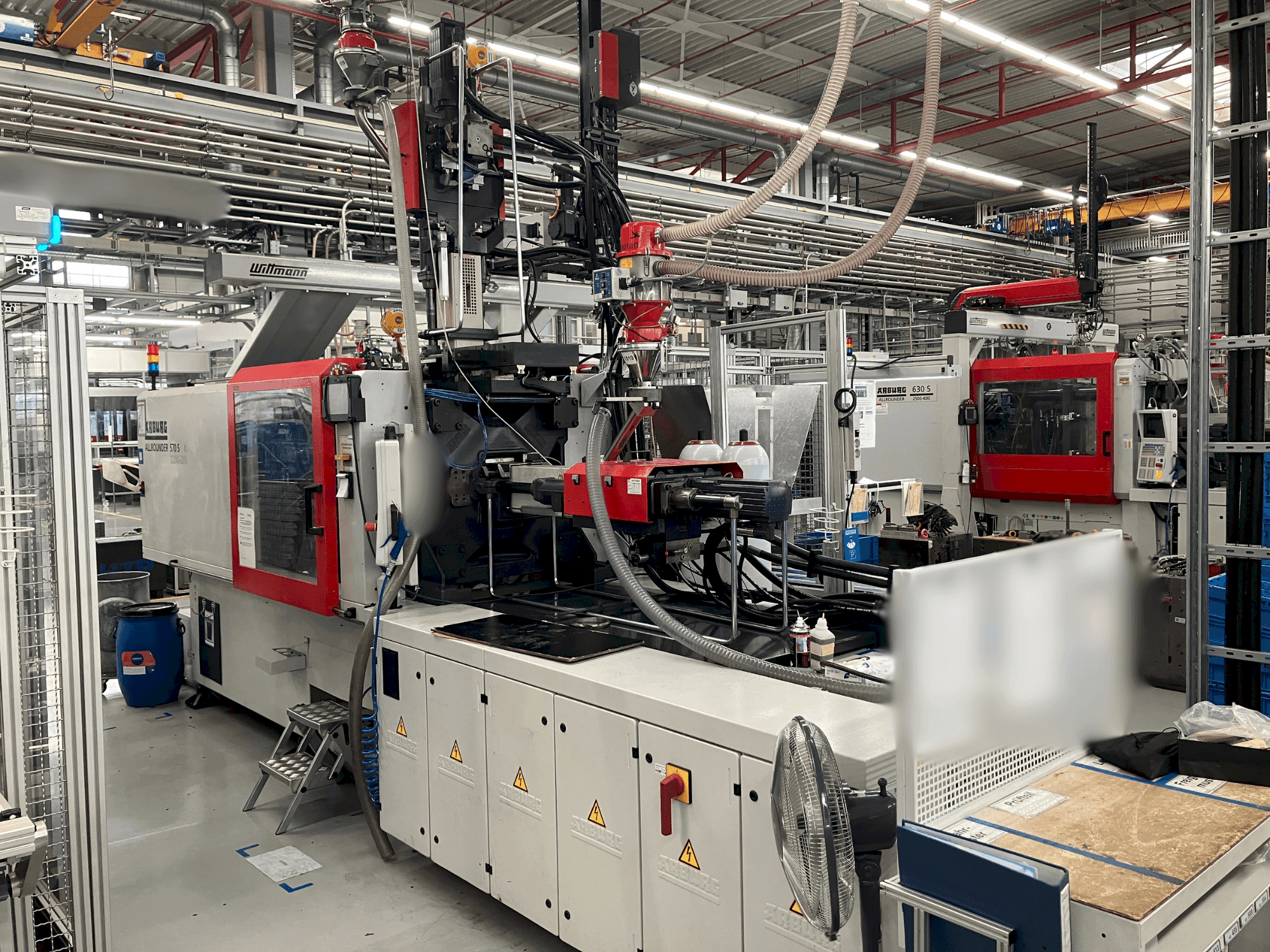 Widok z przodu maszyny Arburg Allrounder 570 S 2200-290 / 170