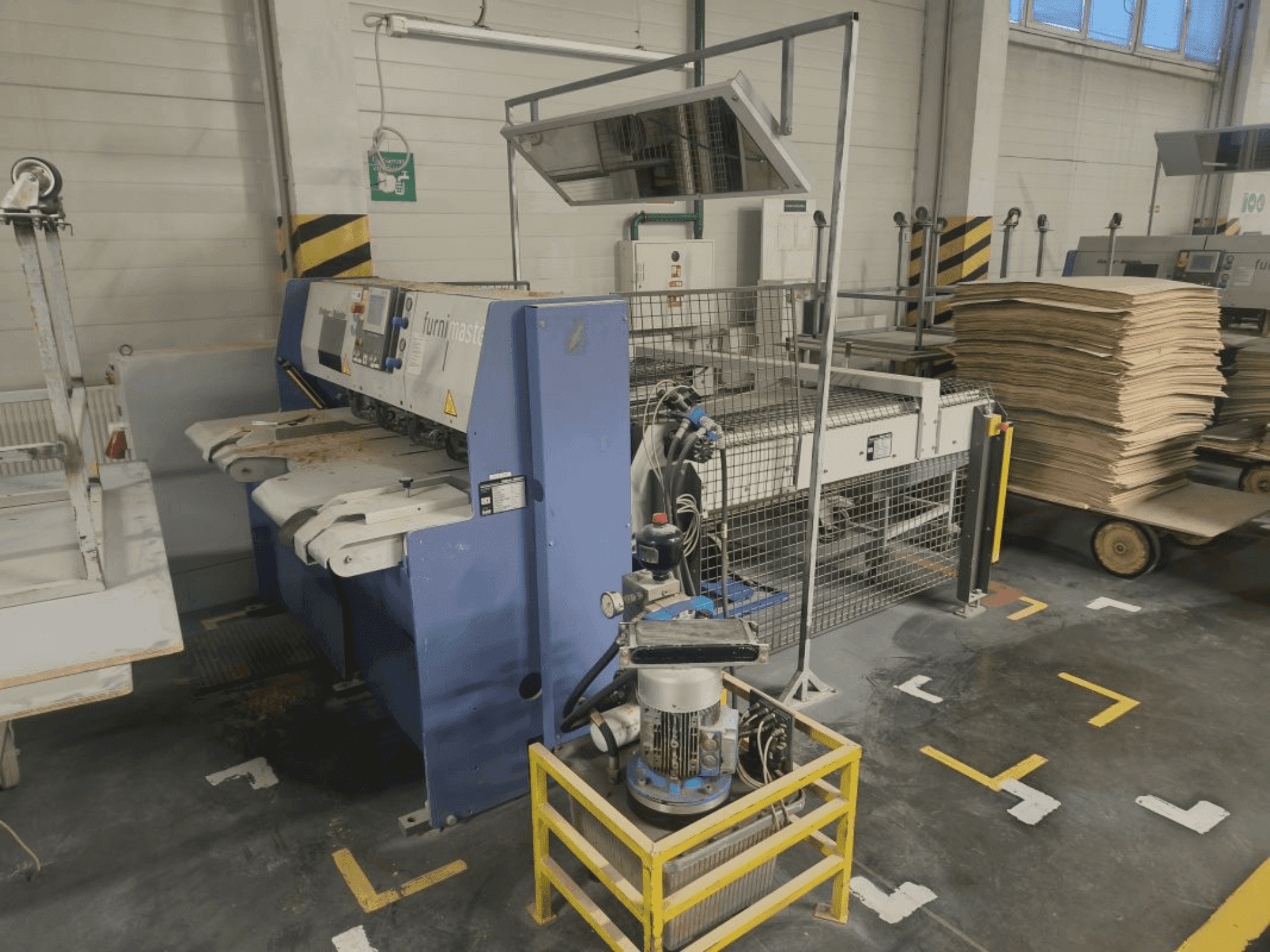 Widok z przodu maszyny FISCHER & RüCKLE FZR15 / DAR 12