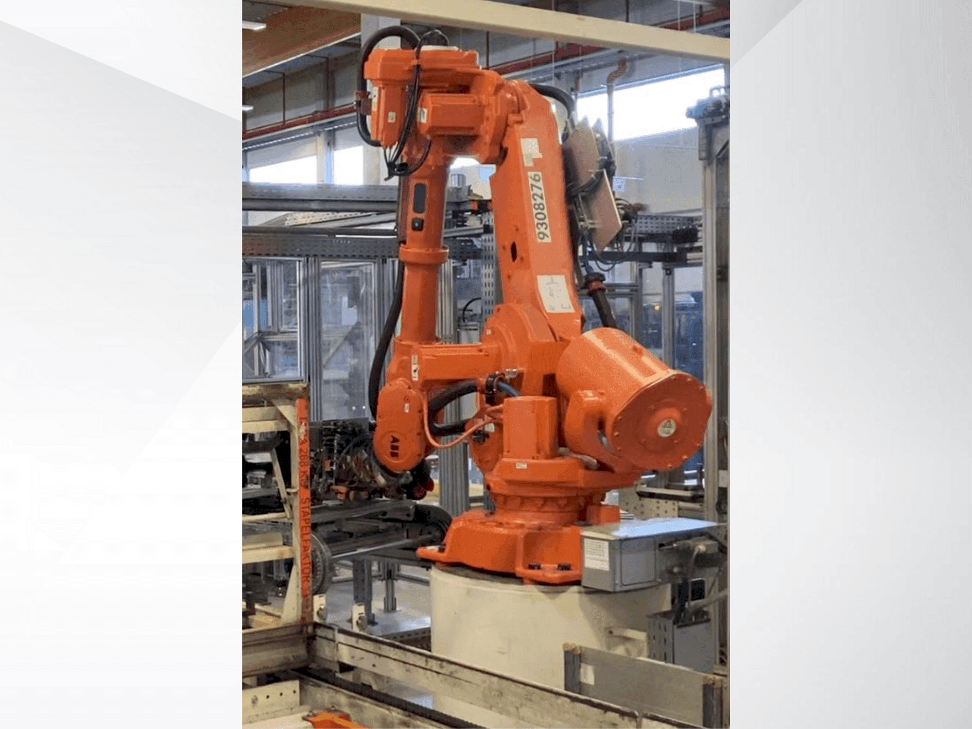 Widok z przodu maszyny ABB IRB 6640-130/320