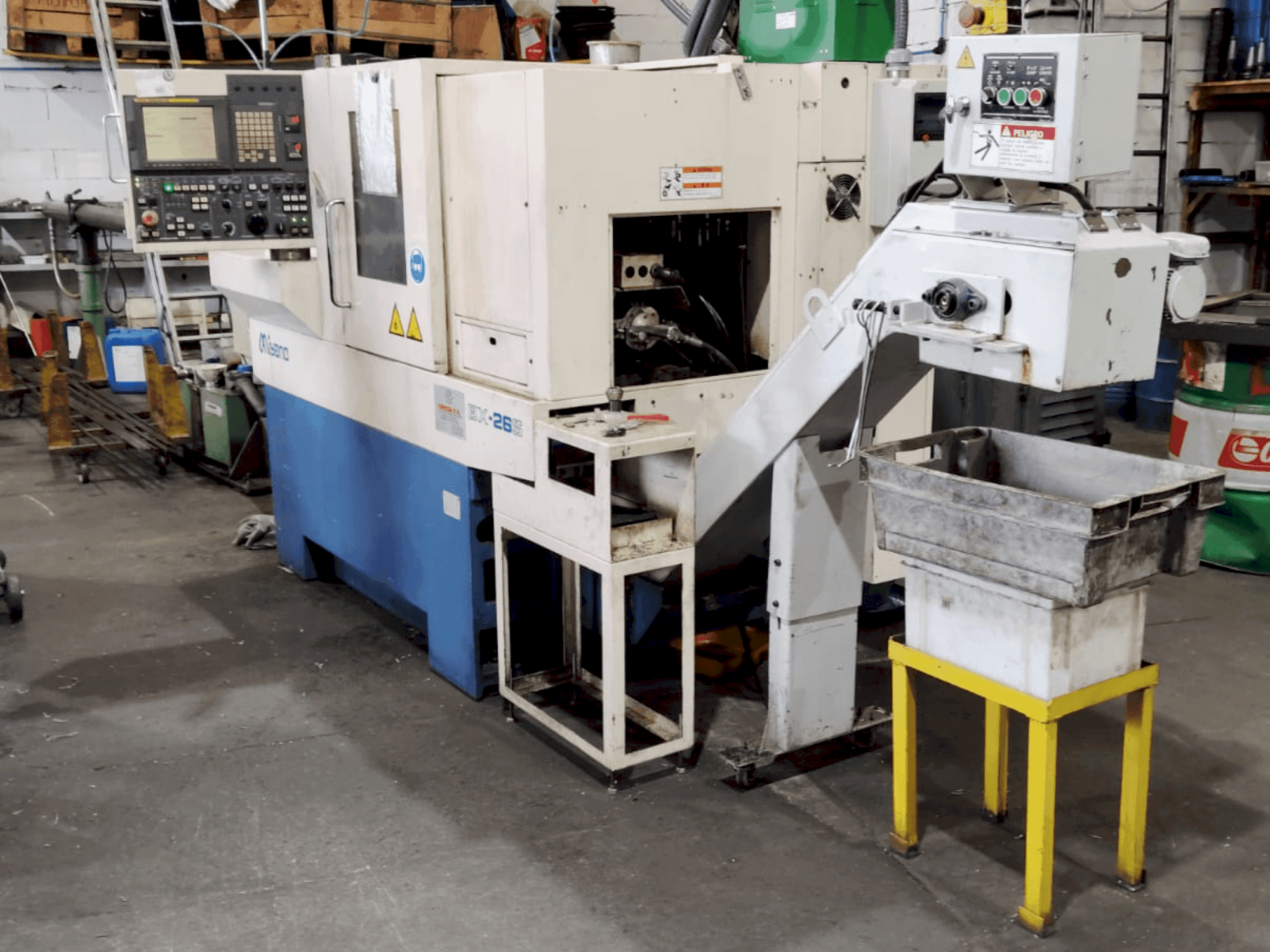 Widok z przodu maszyny Miyano BX-26S