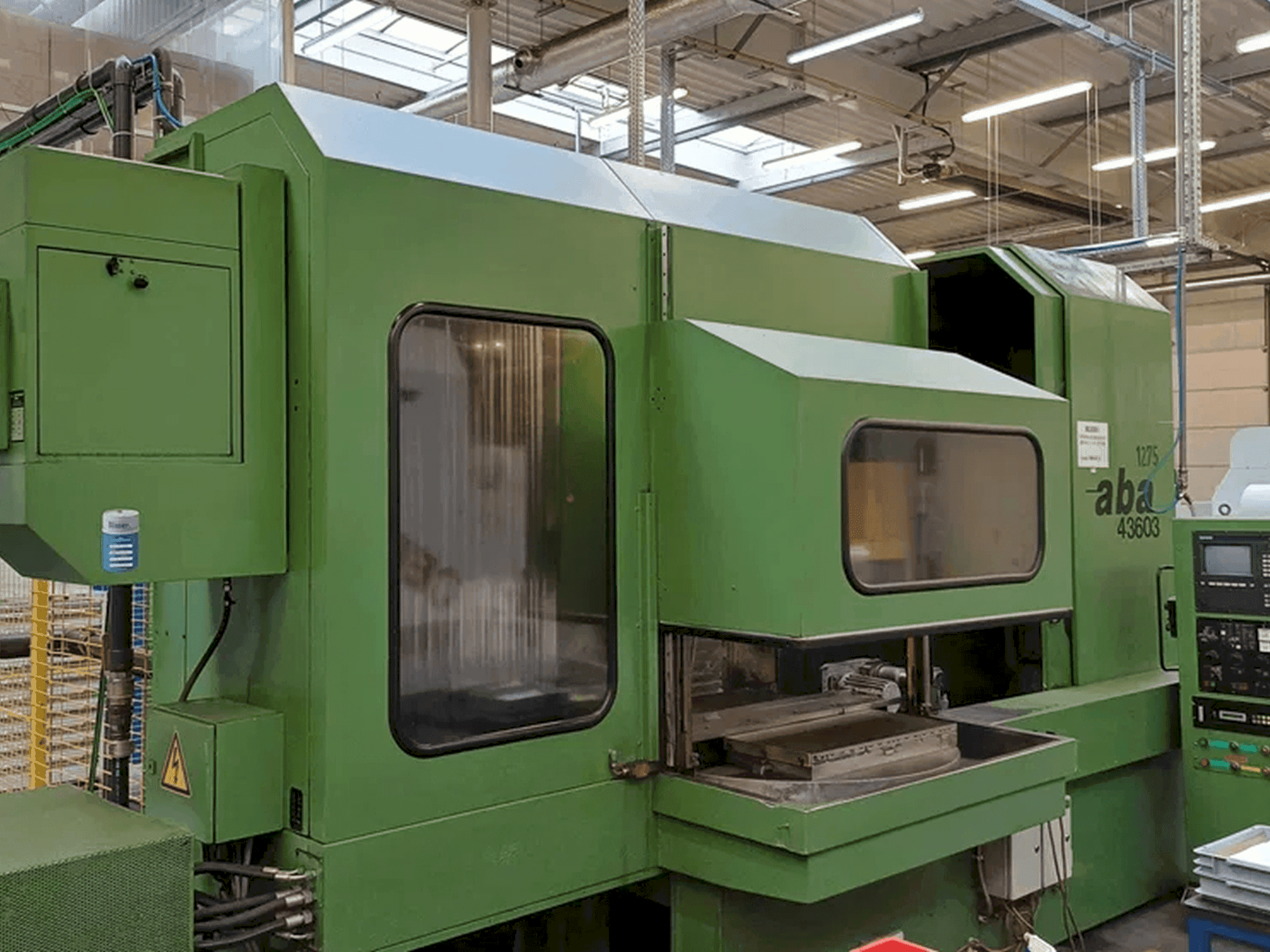 Widok z przodu maszyny ABA PSM 1250 TT