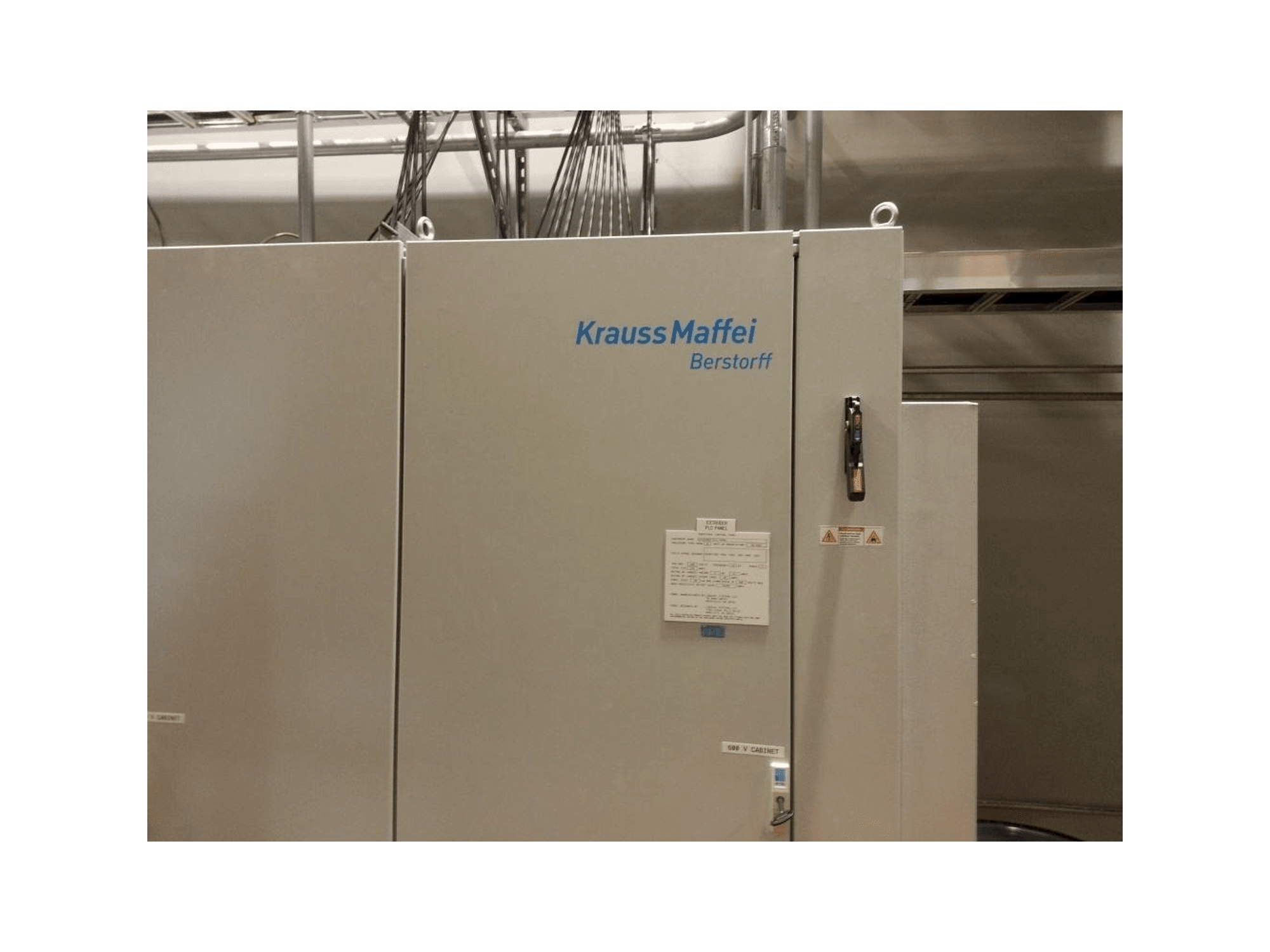 Widok z przodu maszyny Krauss Maffei Berstorff Extrusion Line
