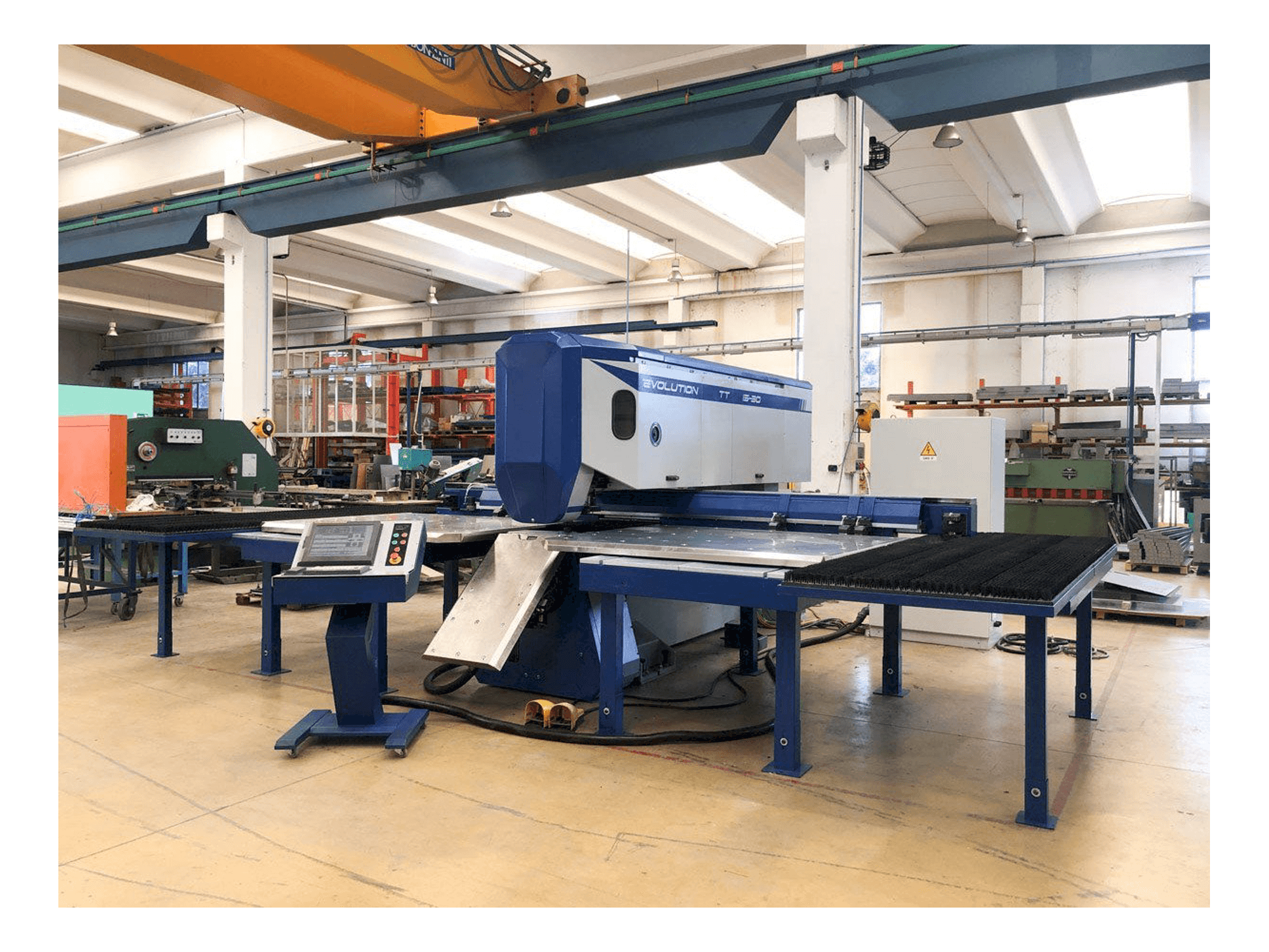 Widok z przodu maszyny TECHNOLOGY EVOLUTION TT