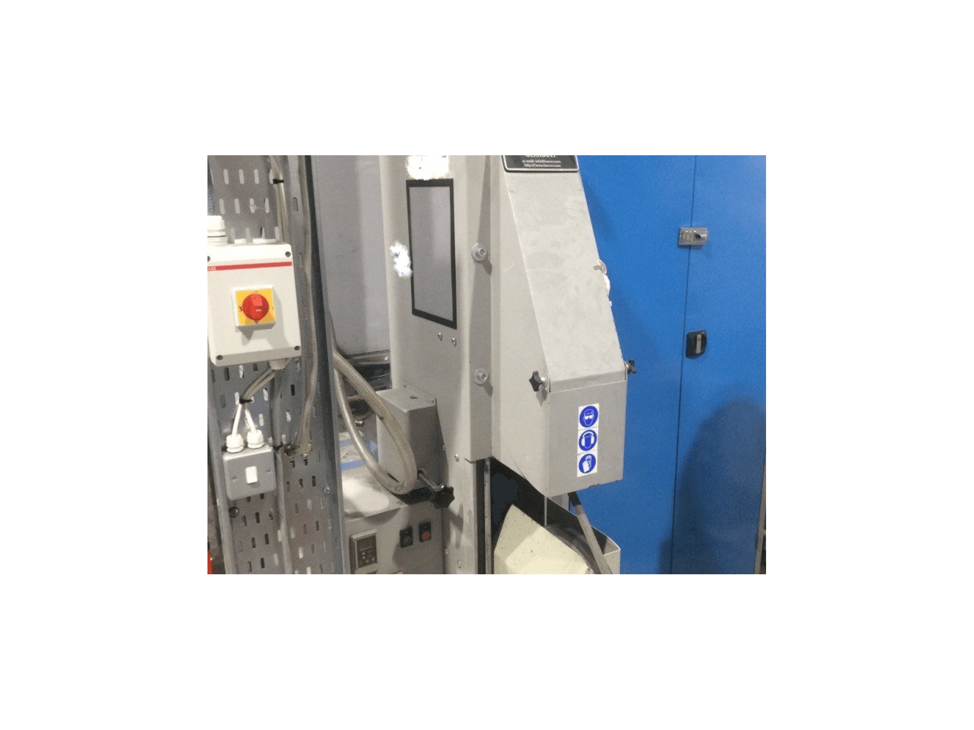 Widok z przodu maszyny Loeser KS 100