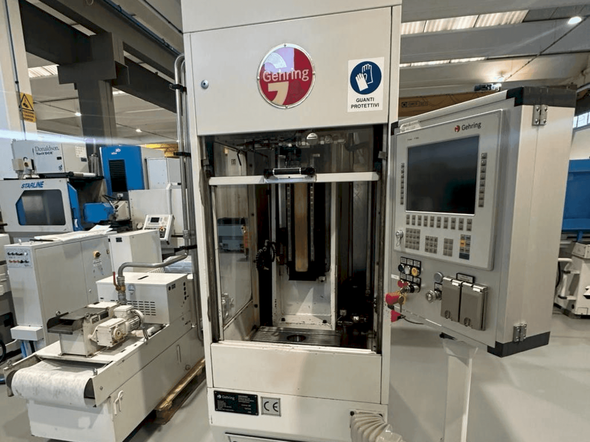 Widok z przodu maszyny GEHRING LIFEHONE 600