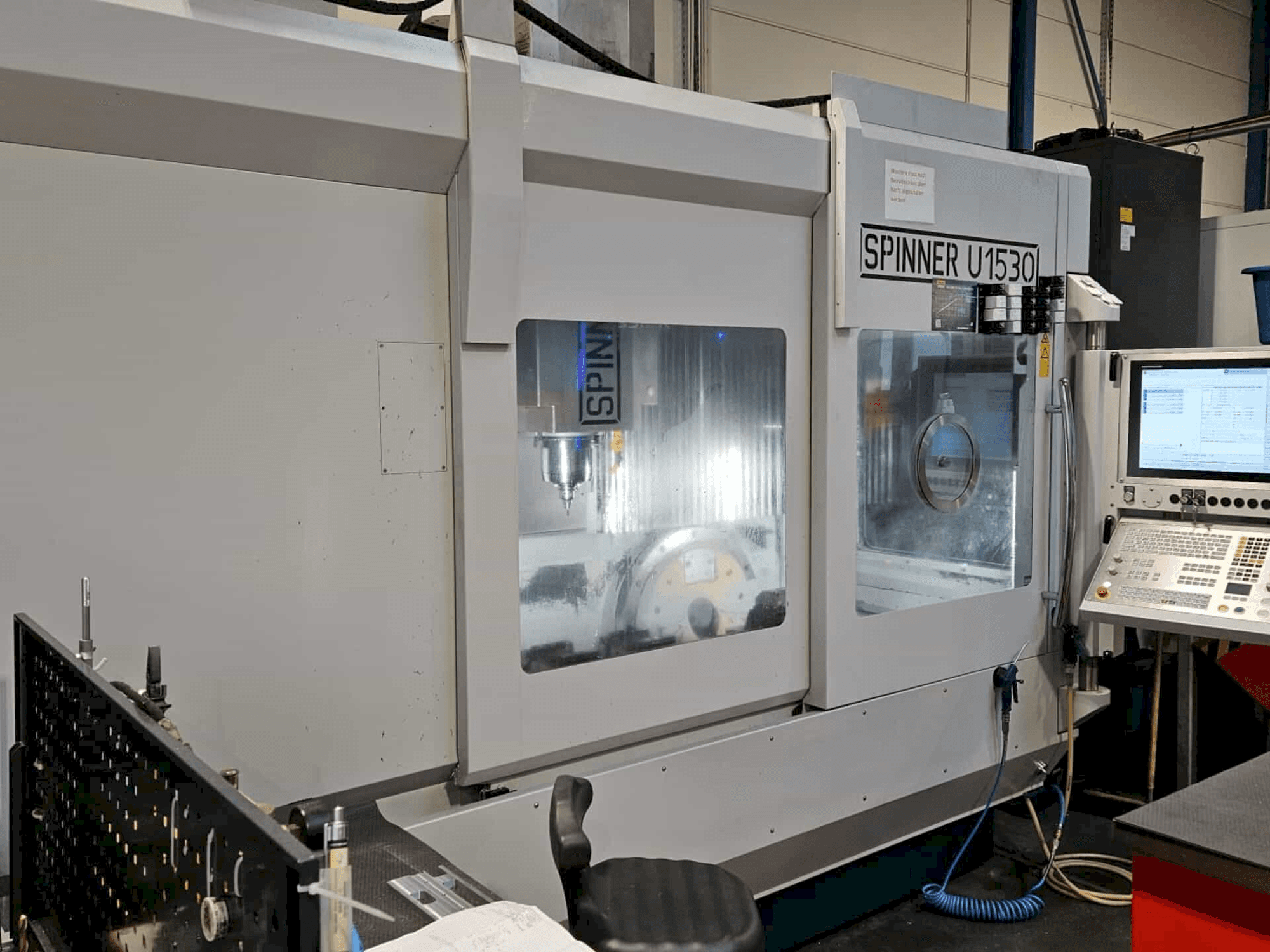 Widok z przodu maszyny SPINNER U 1530