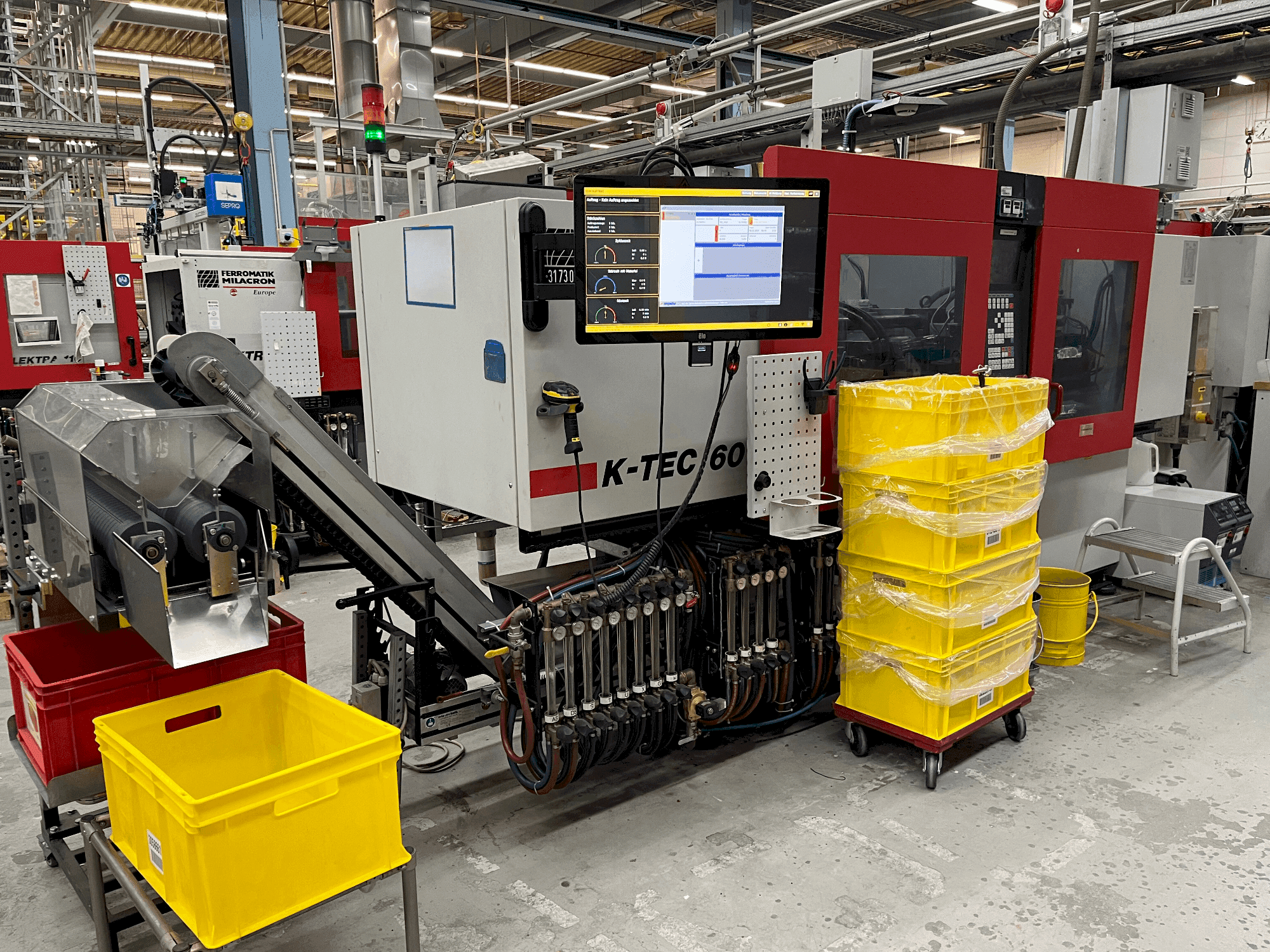 Widok z przodu maszyny FERROMATIK K-TEC 60 S
