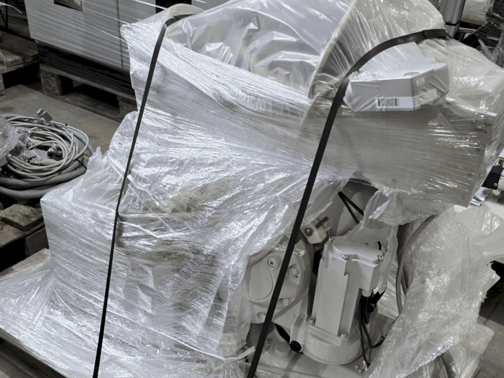 Widok z przodu maszyny ABB IRB 140-6/0.8