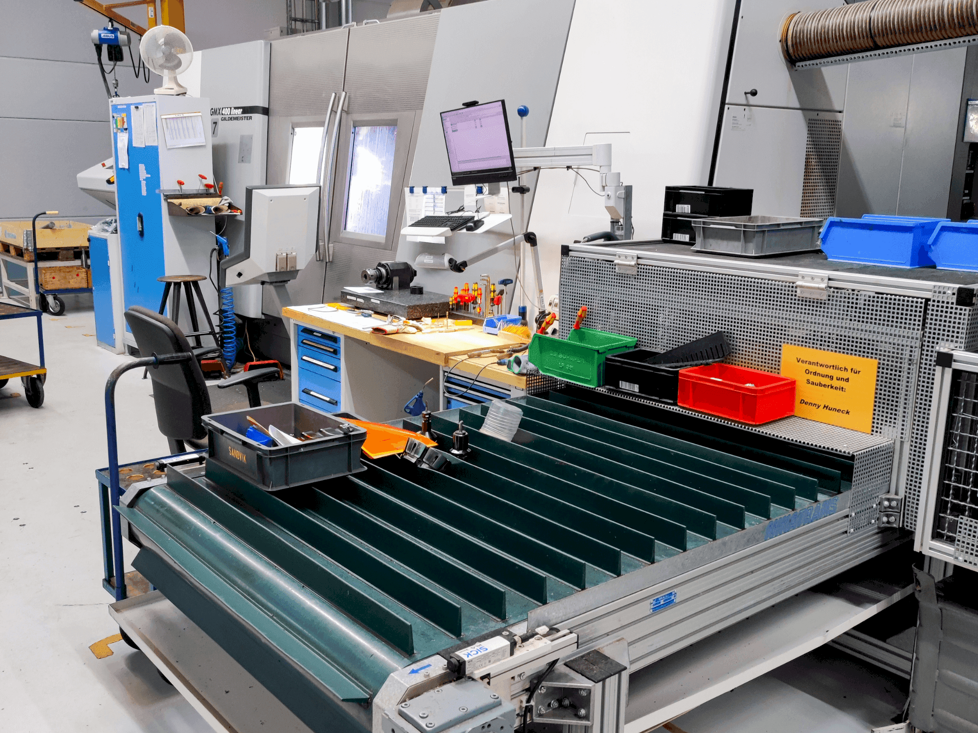 Widok z przodu maszyny DMG GMX 400l Stange