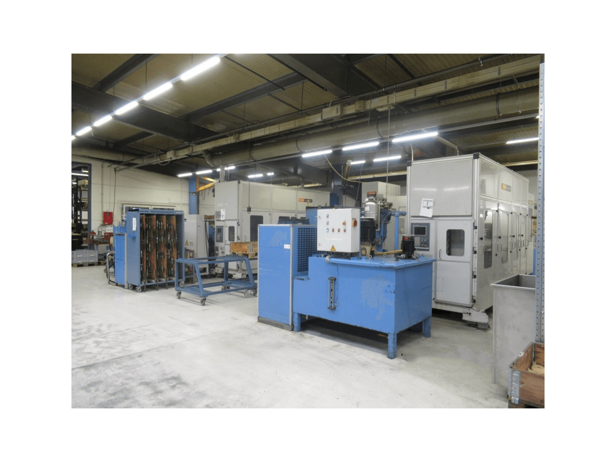 Widok z przodu maszyny Mazak PALLETECH Automation System Production Line