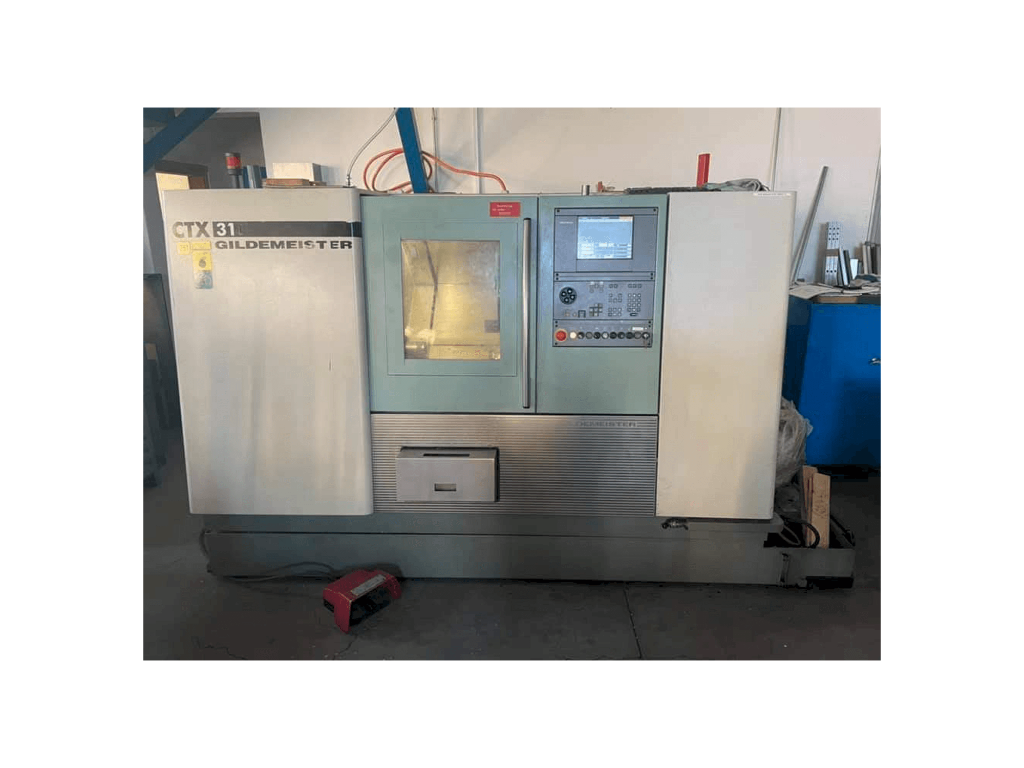 Widok z przodu maszyny Gildemeister CTX 310