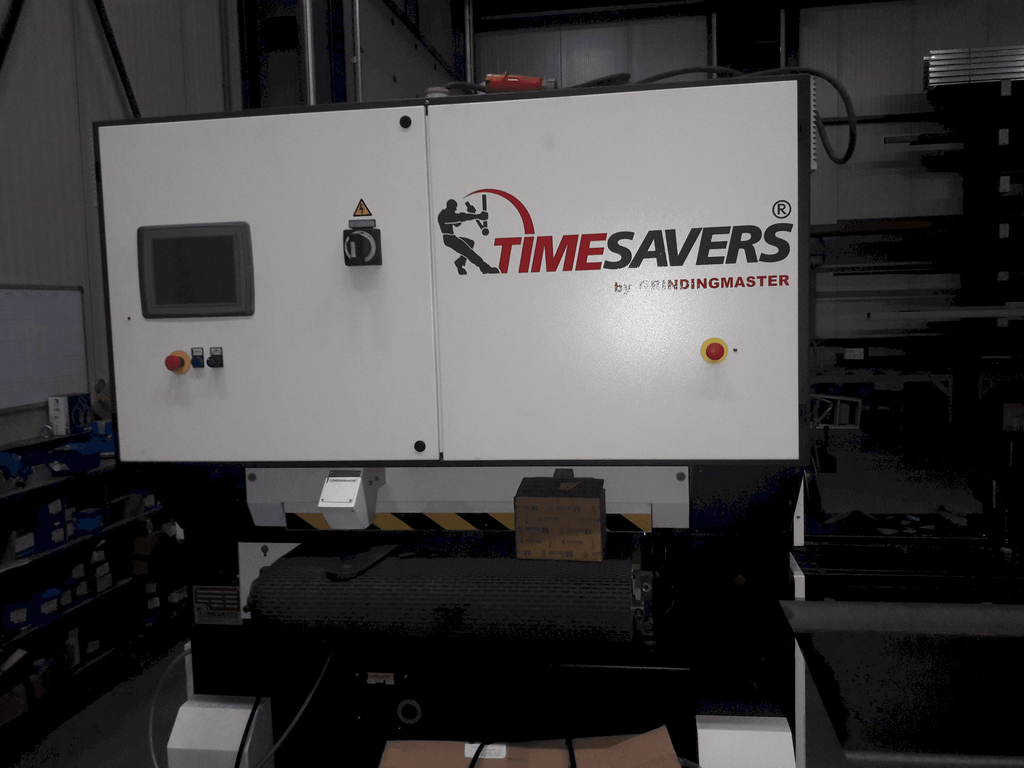 Widok z przodu maszyny TIMESAVERS 42-SERIE-900-WWB-S