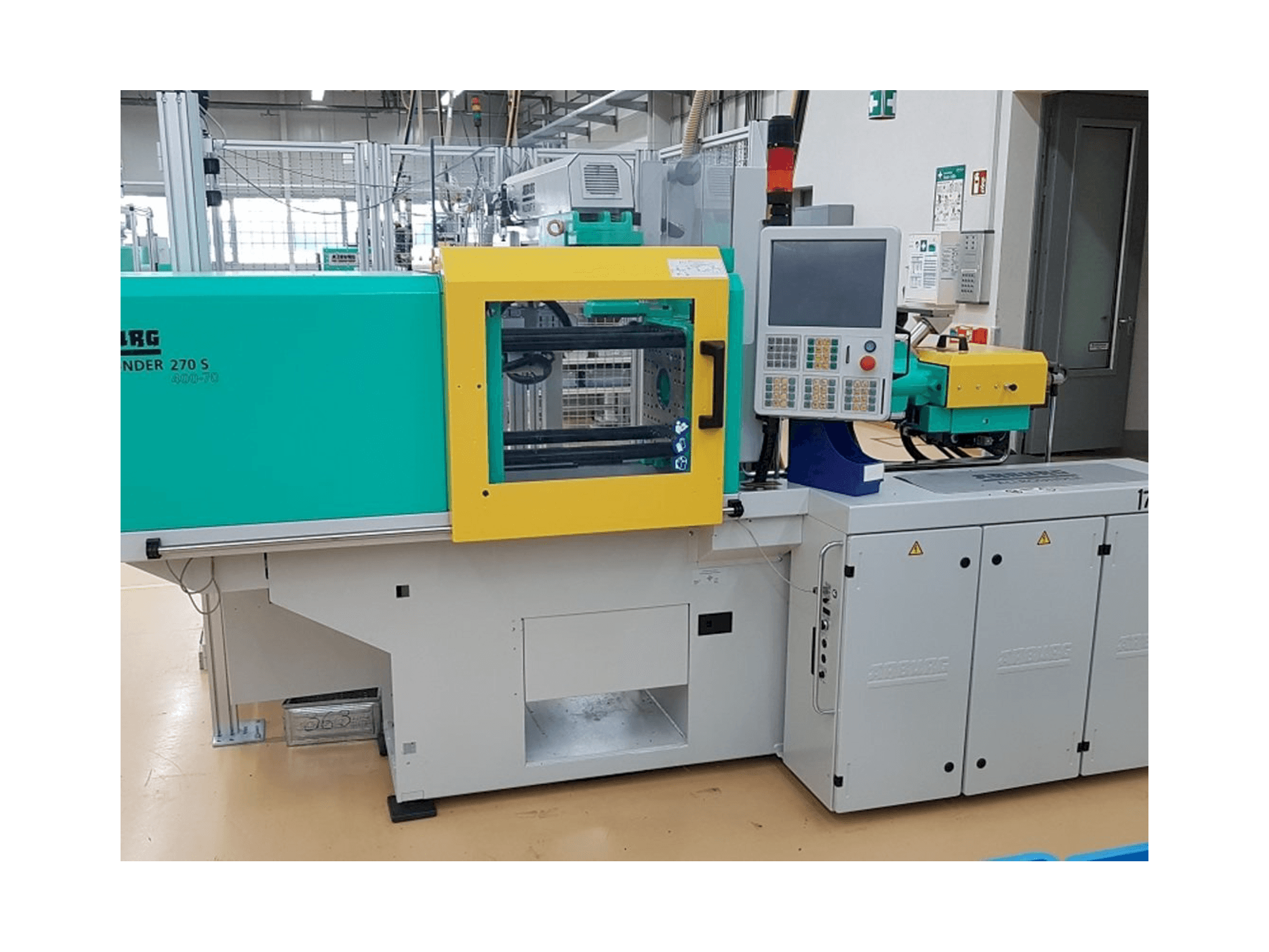Widok z przodu maszyny Arburg SGM 270 S 400-70