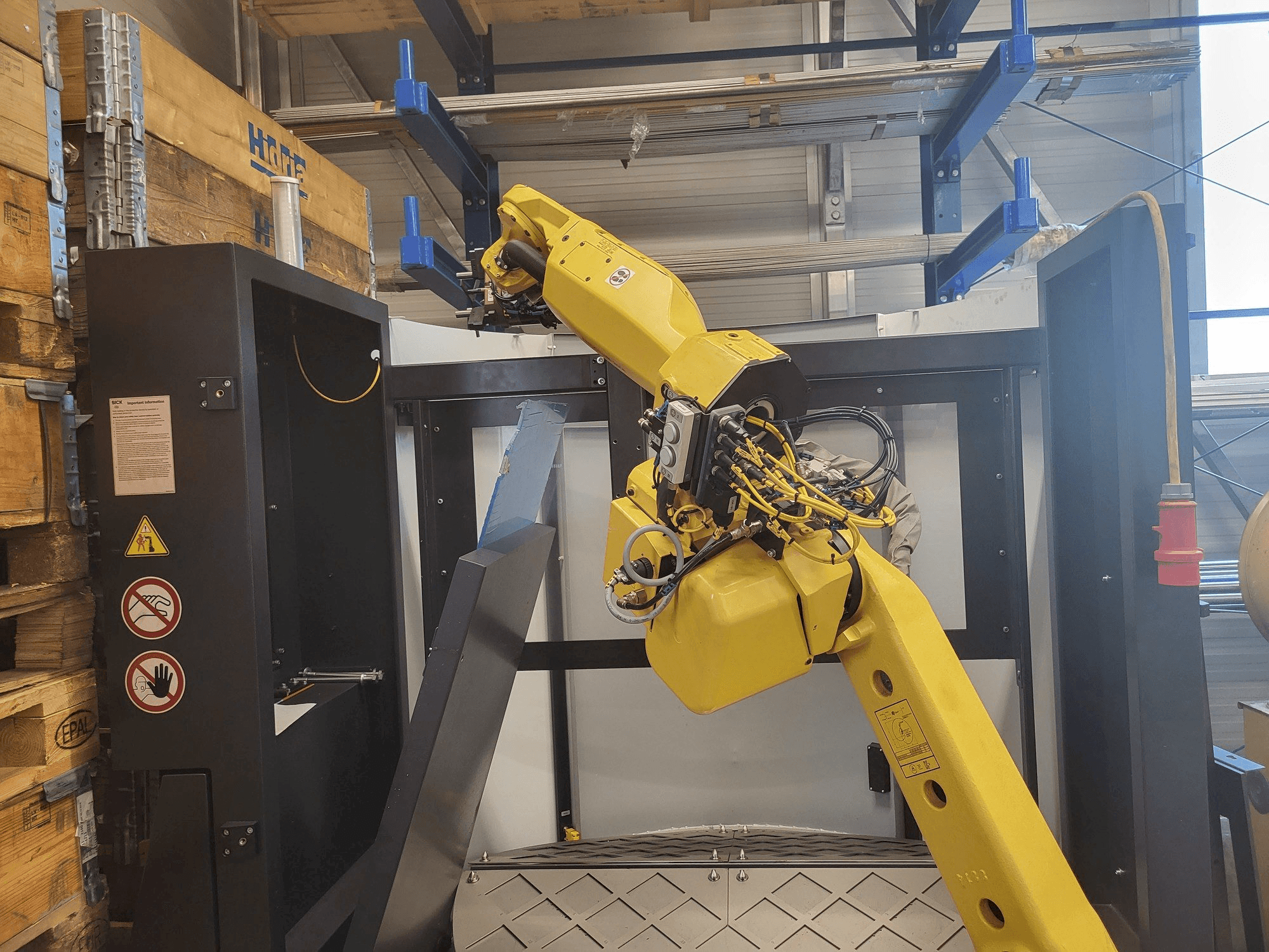 Widok z przodu maszyny HALTER Load Assistant U-20