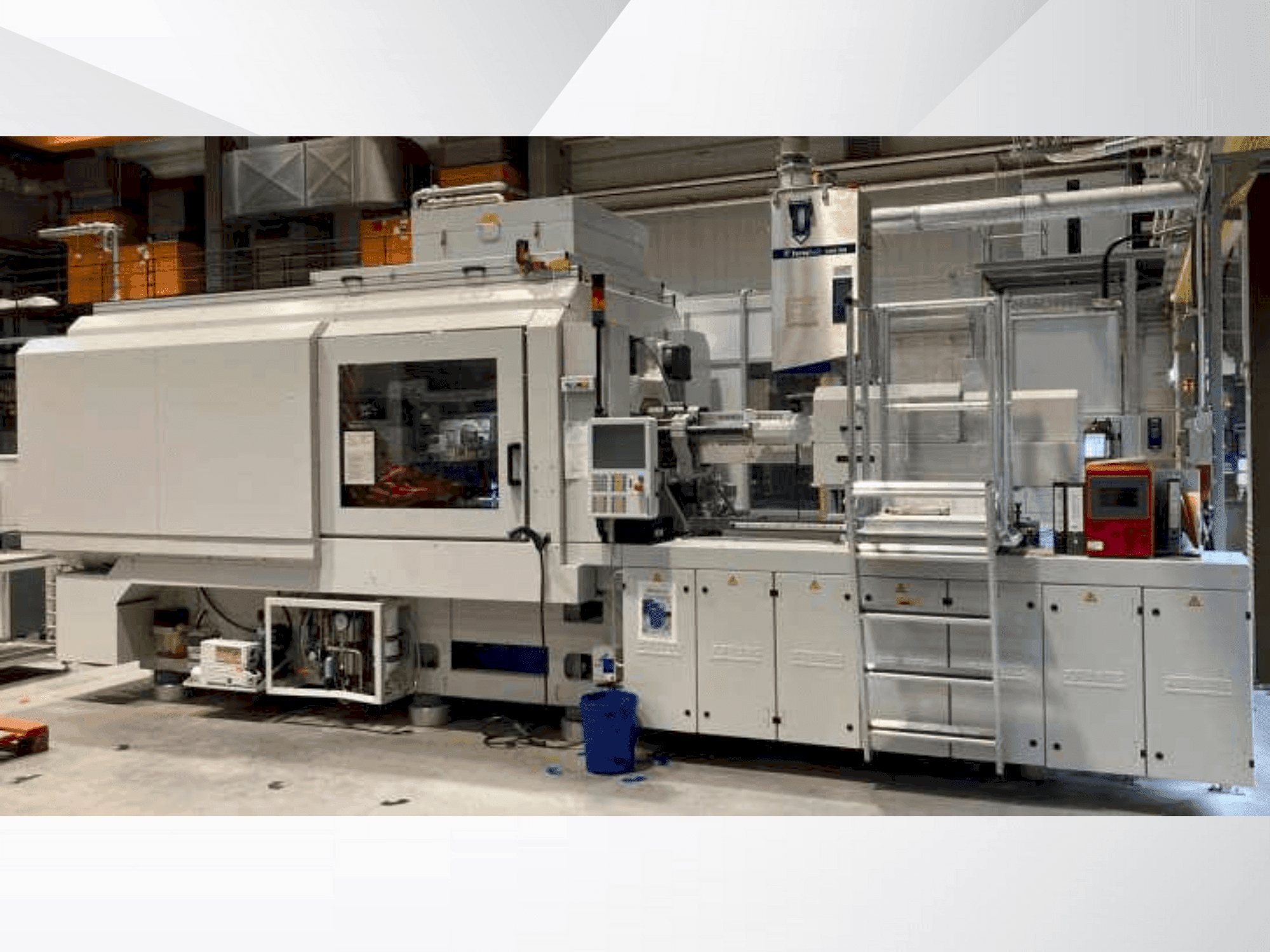 Widok z przodu maszyny Arburg SGM Allrounder 720A