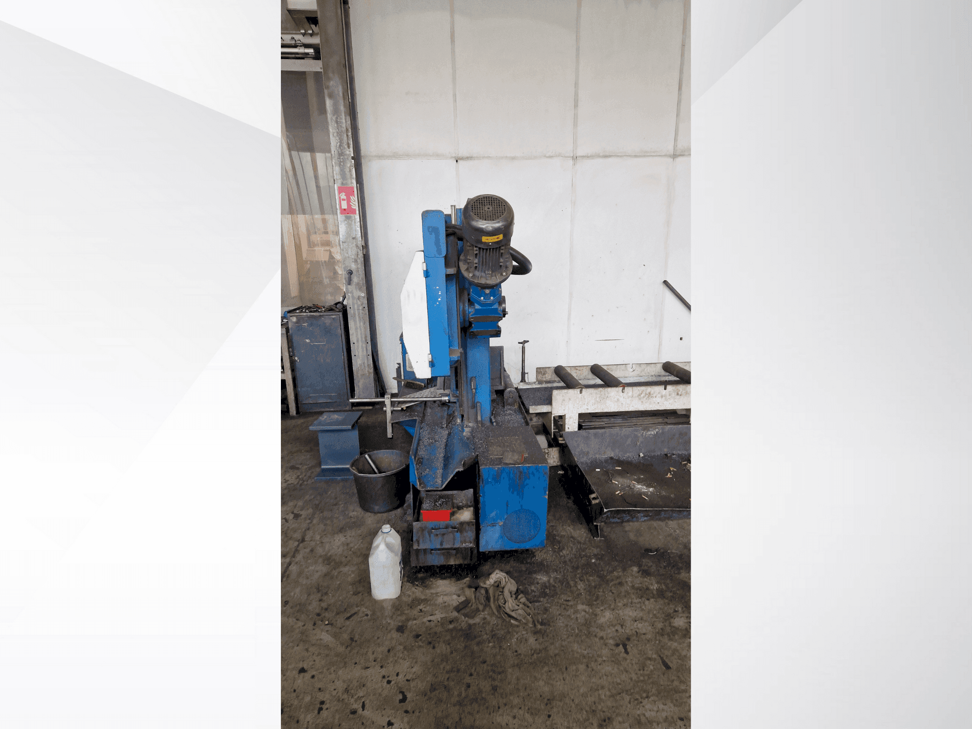 Widok z przodu maszyny KNUTH HB 460 L