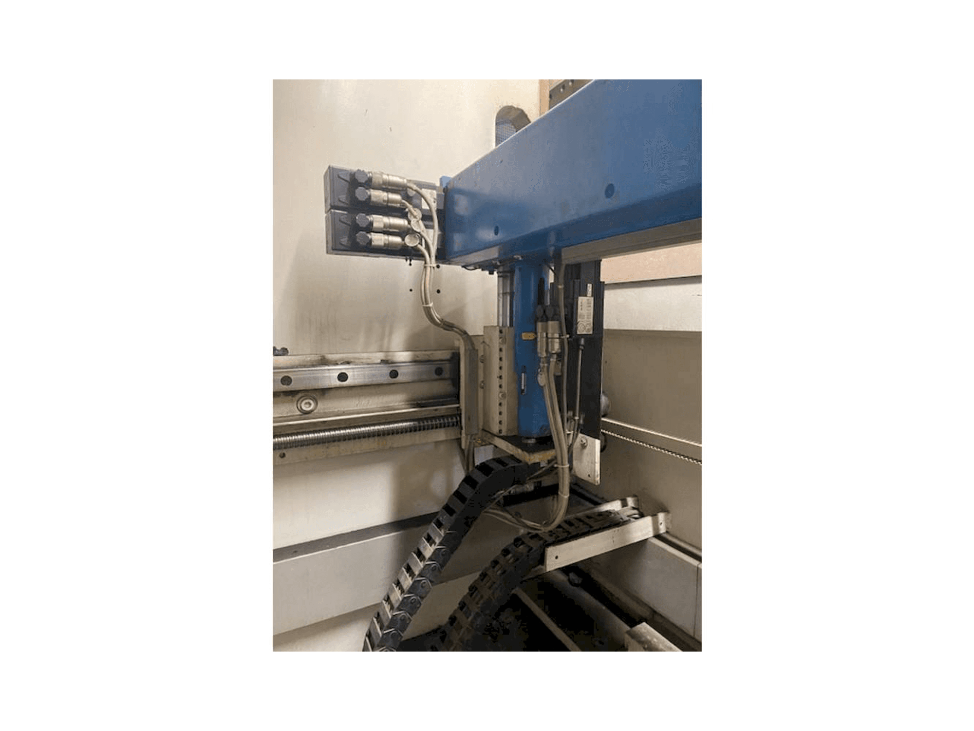 Widok z przodu maszyny EHT VarioPress 225-30