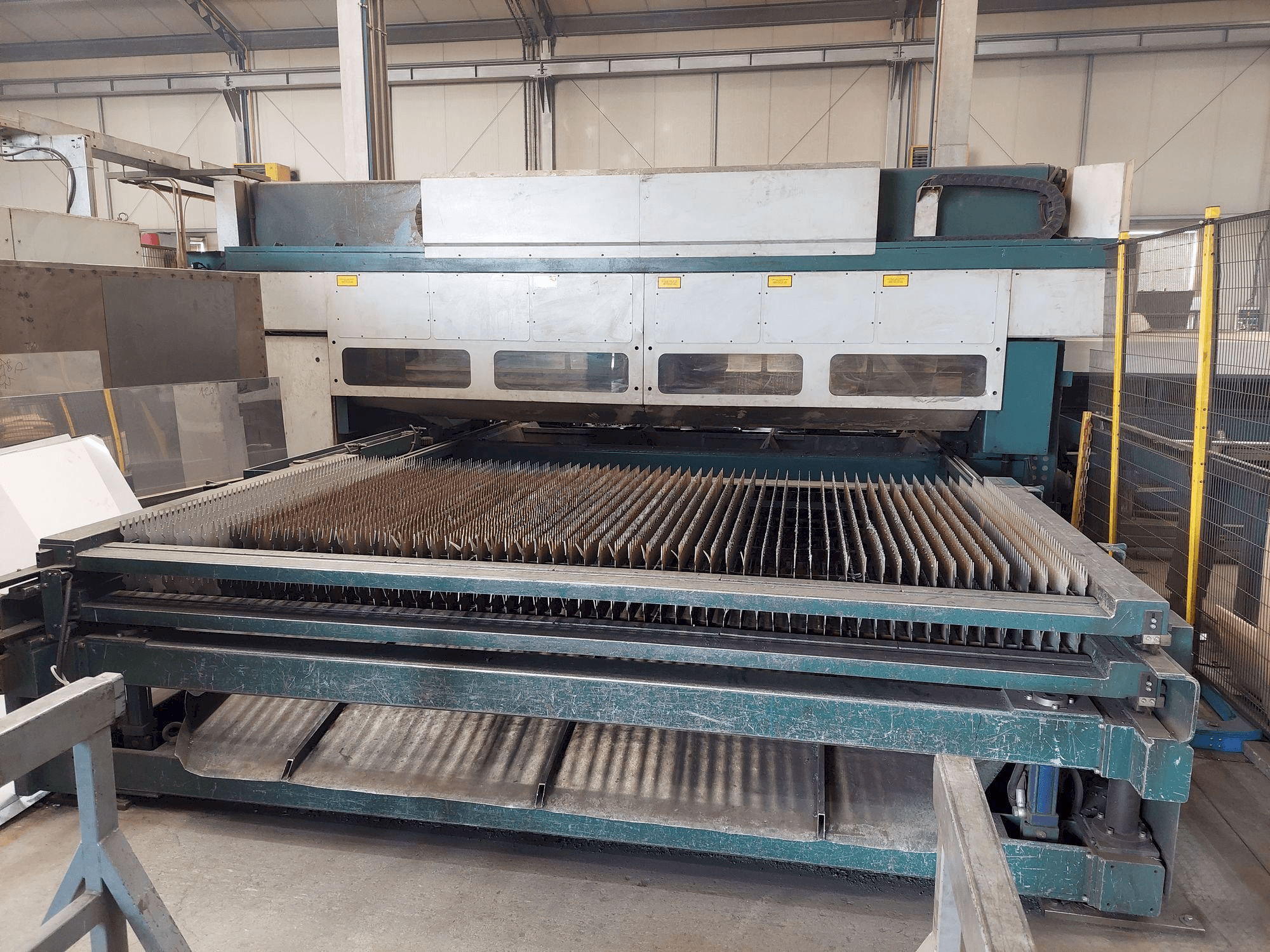 Widok z przodu maszyny ADIGE LT COMBO