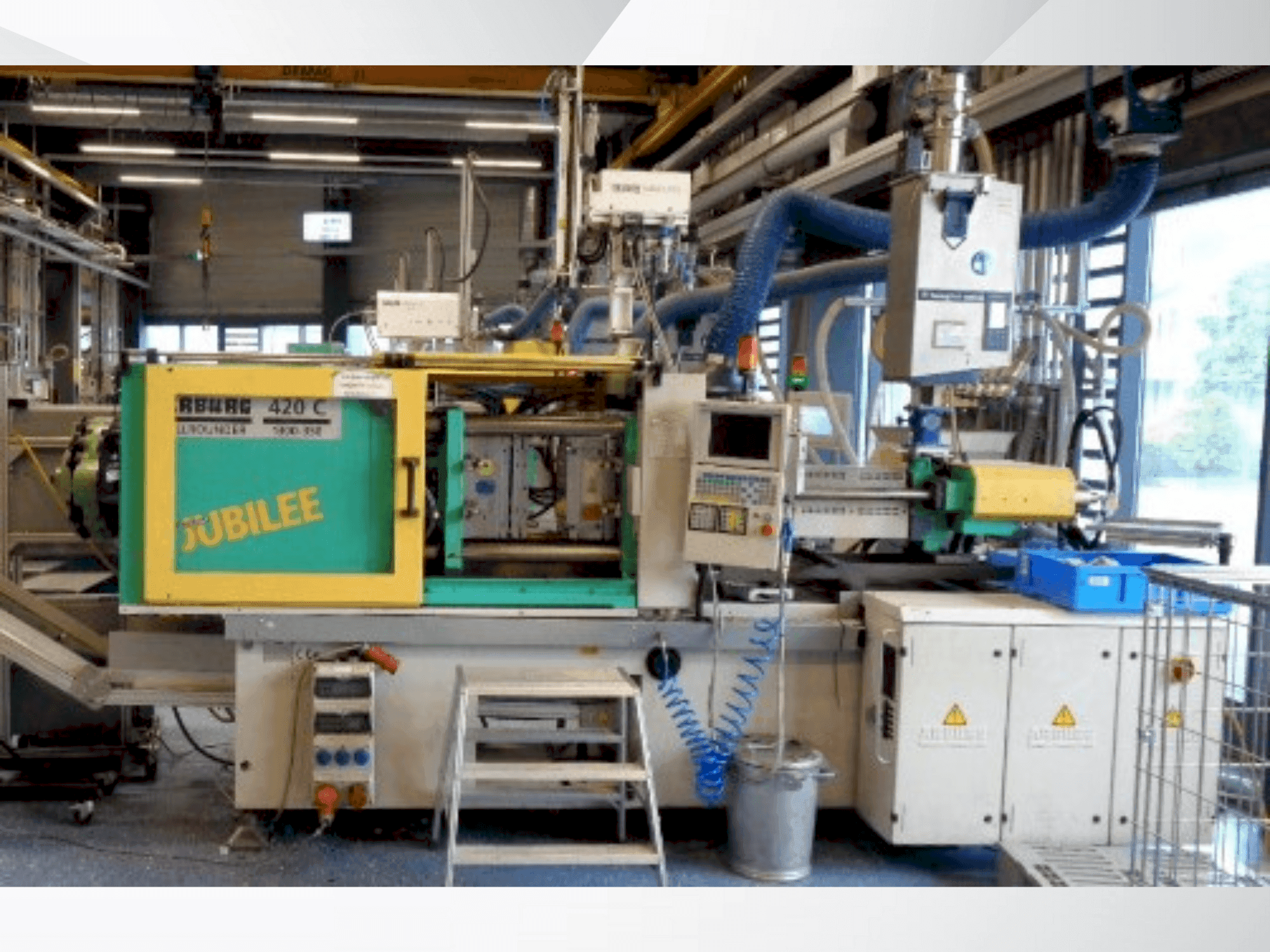 Widok z przodu maszyny Arburg Allrounder 420 C 1300-350
