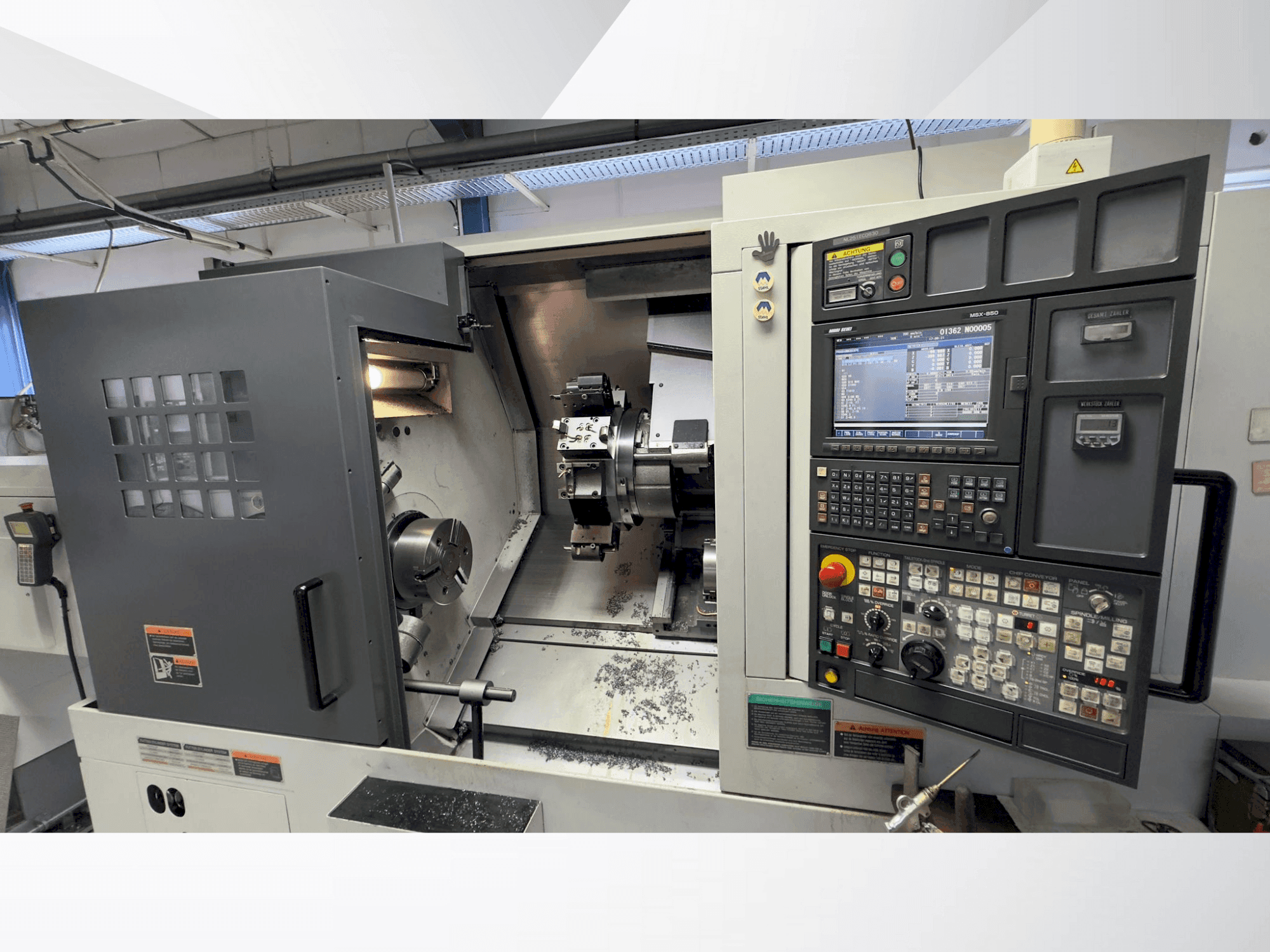 Widok z przodu maszyny MORI SEIKI NL 2500 SY/700